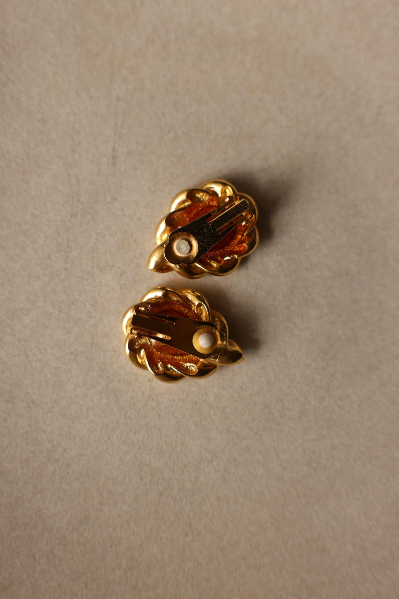 Diva Green Cabochon Clip-On Earrings