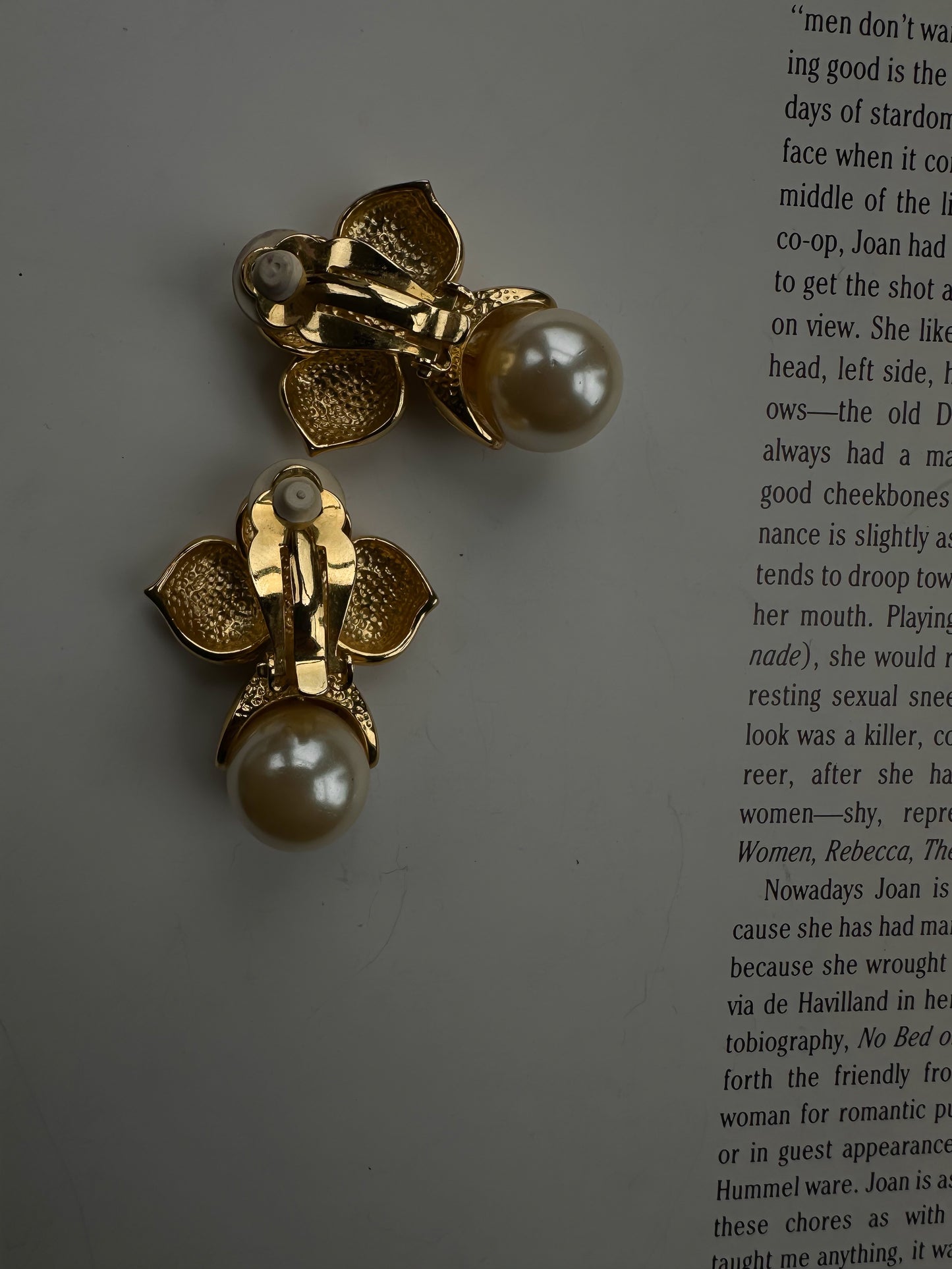 Golden Orchid Pearl Earrings|Vintage Baazaar