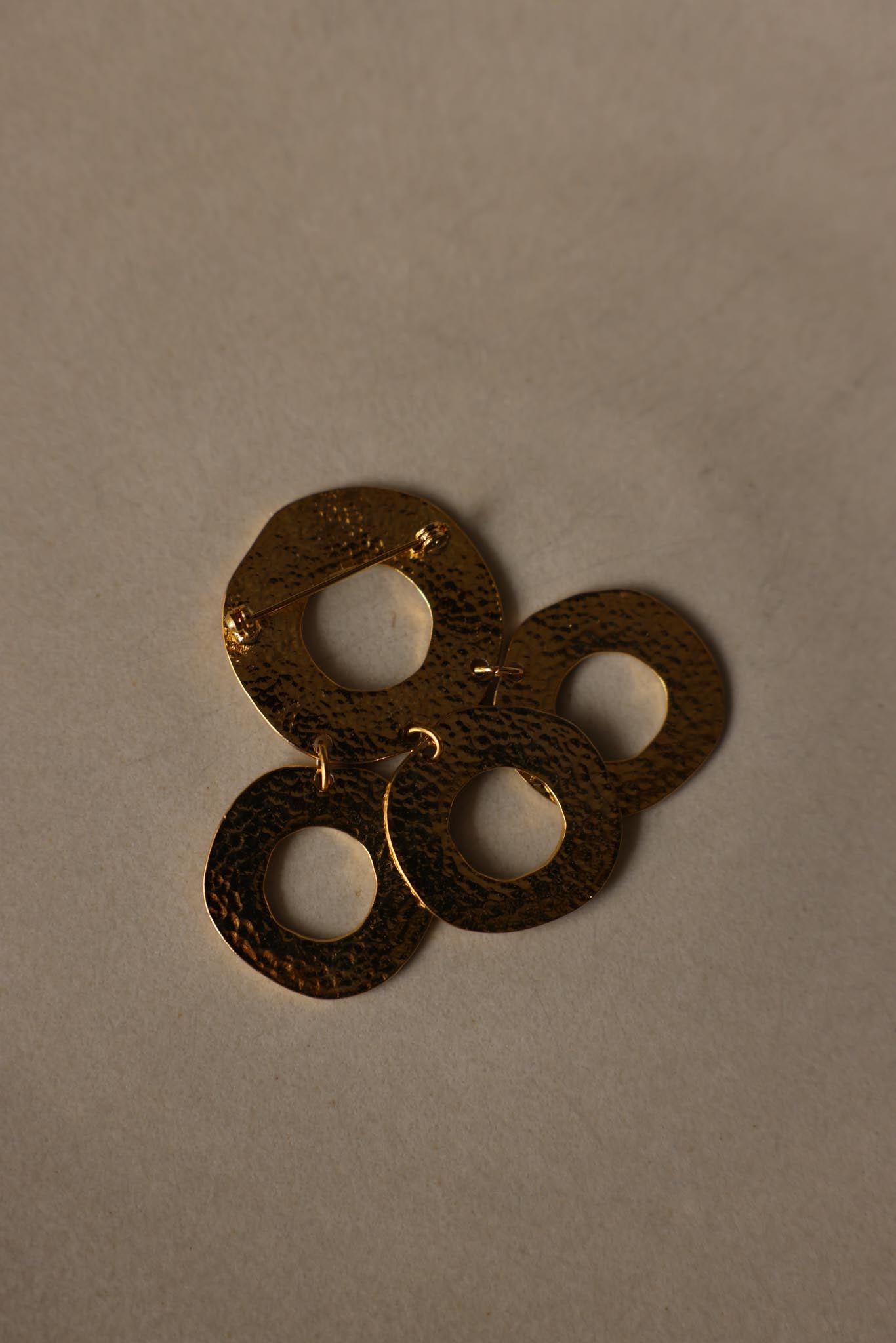 Hammered Gold Tone Geometric Circle Brooch|Vintage Baazaar