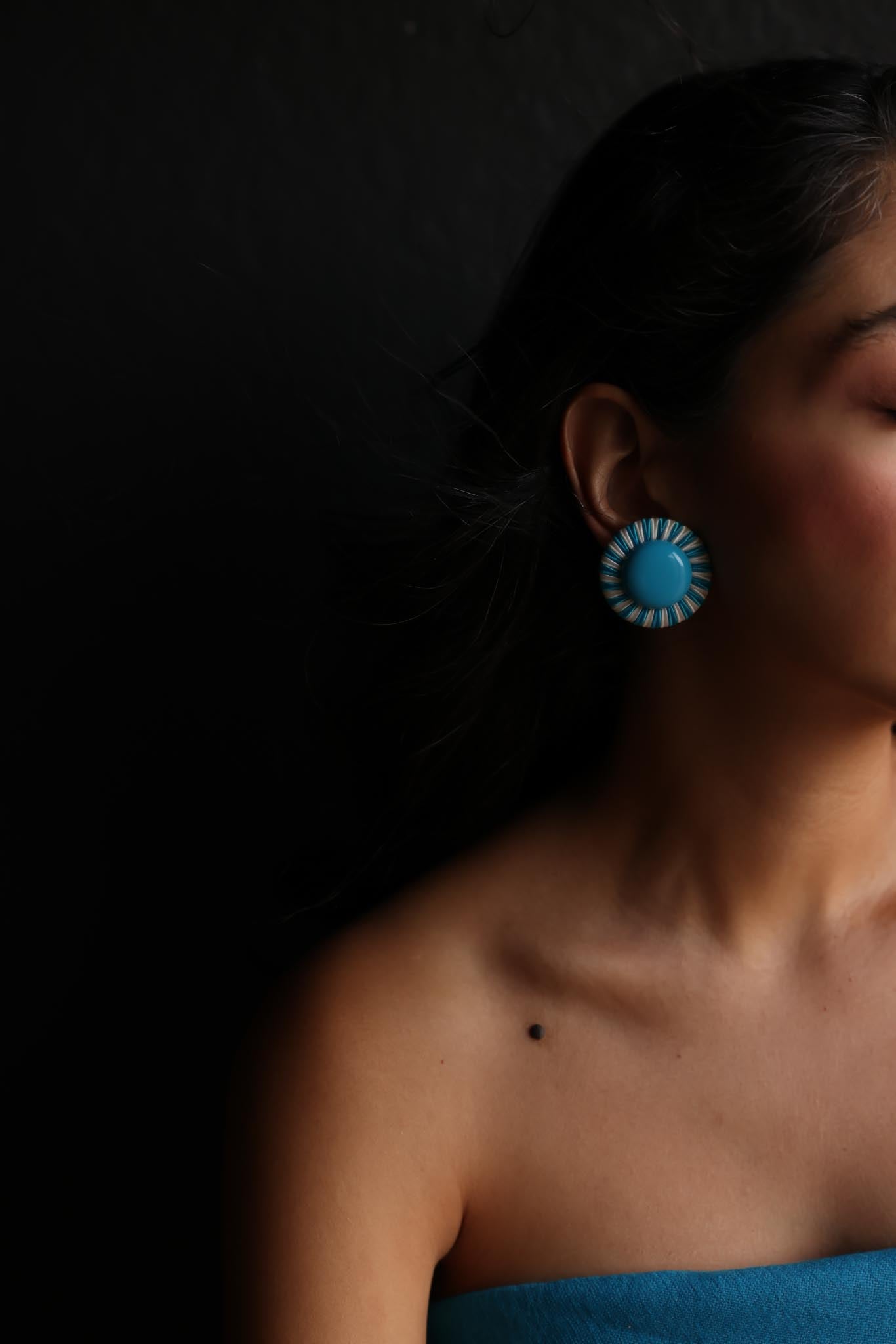 Blue and White Round Clip-On Earrings – 1980s
