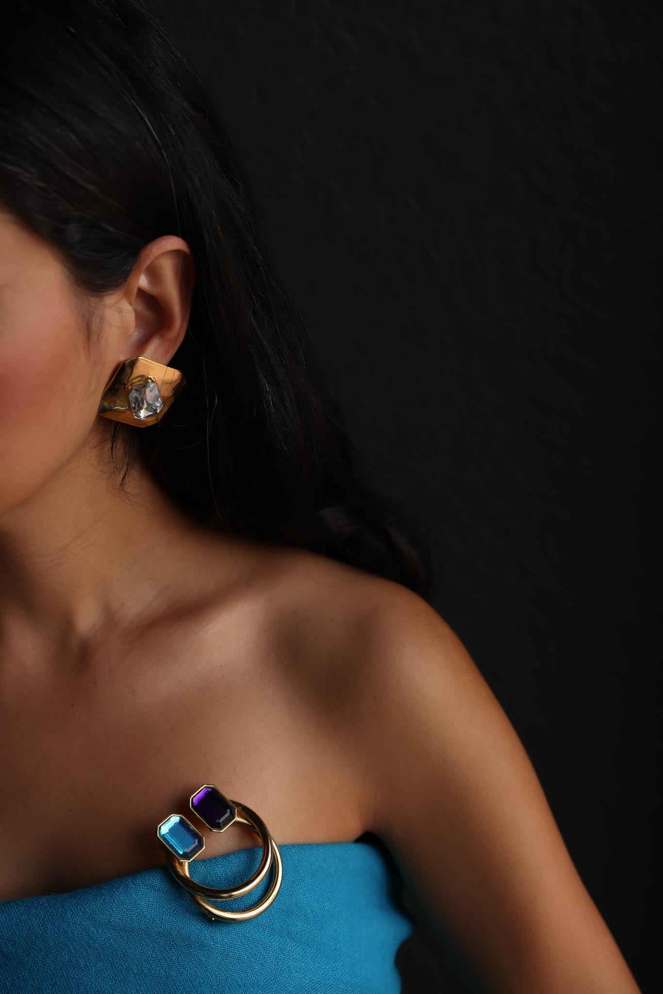 Gold-Tone Brooch with Purple and Blue Gems – 1980s