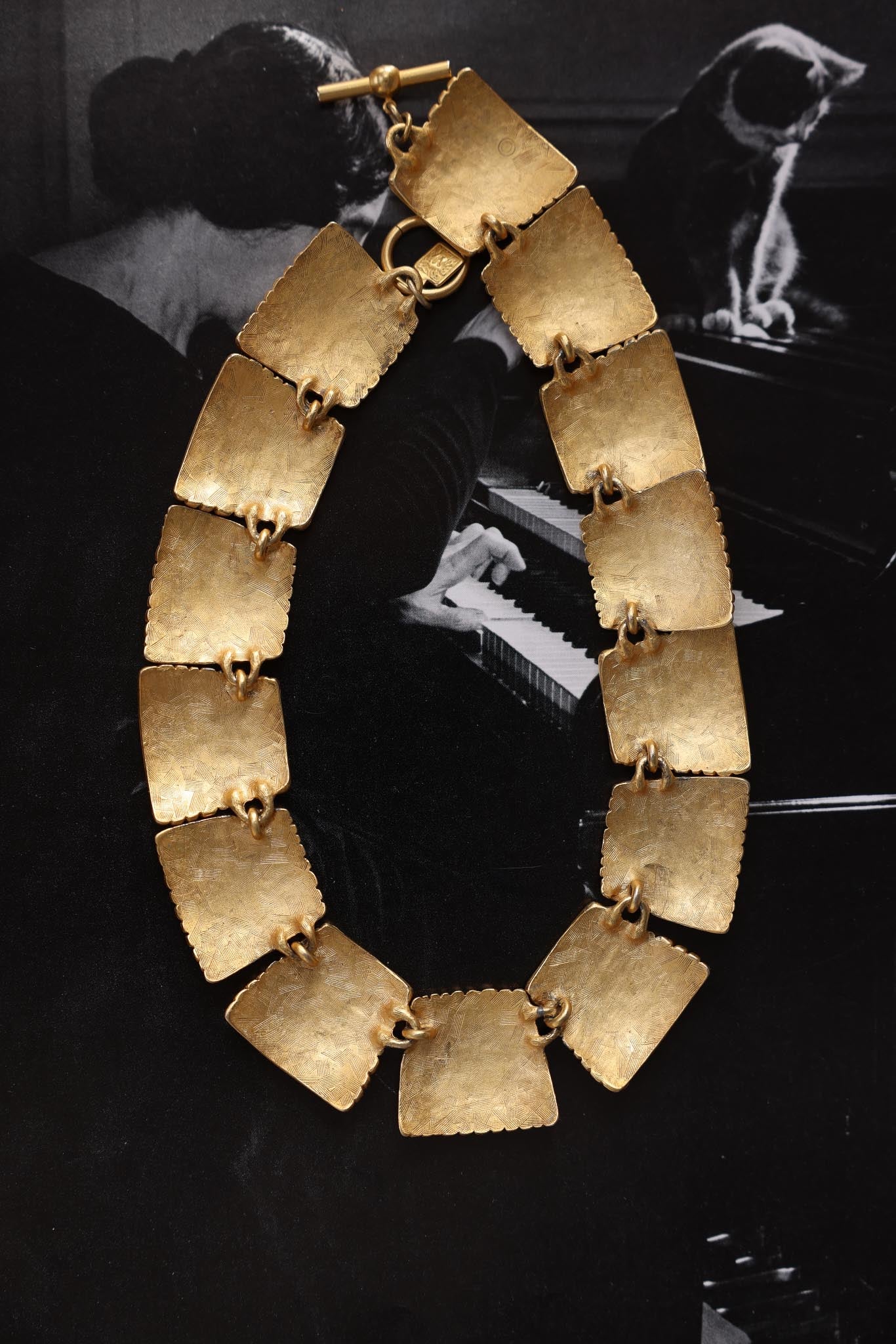 Matte Gold Ann Kleine Ribbed Collar Necklace|Vintage Baazaar