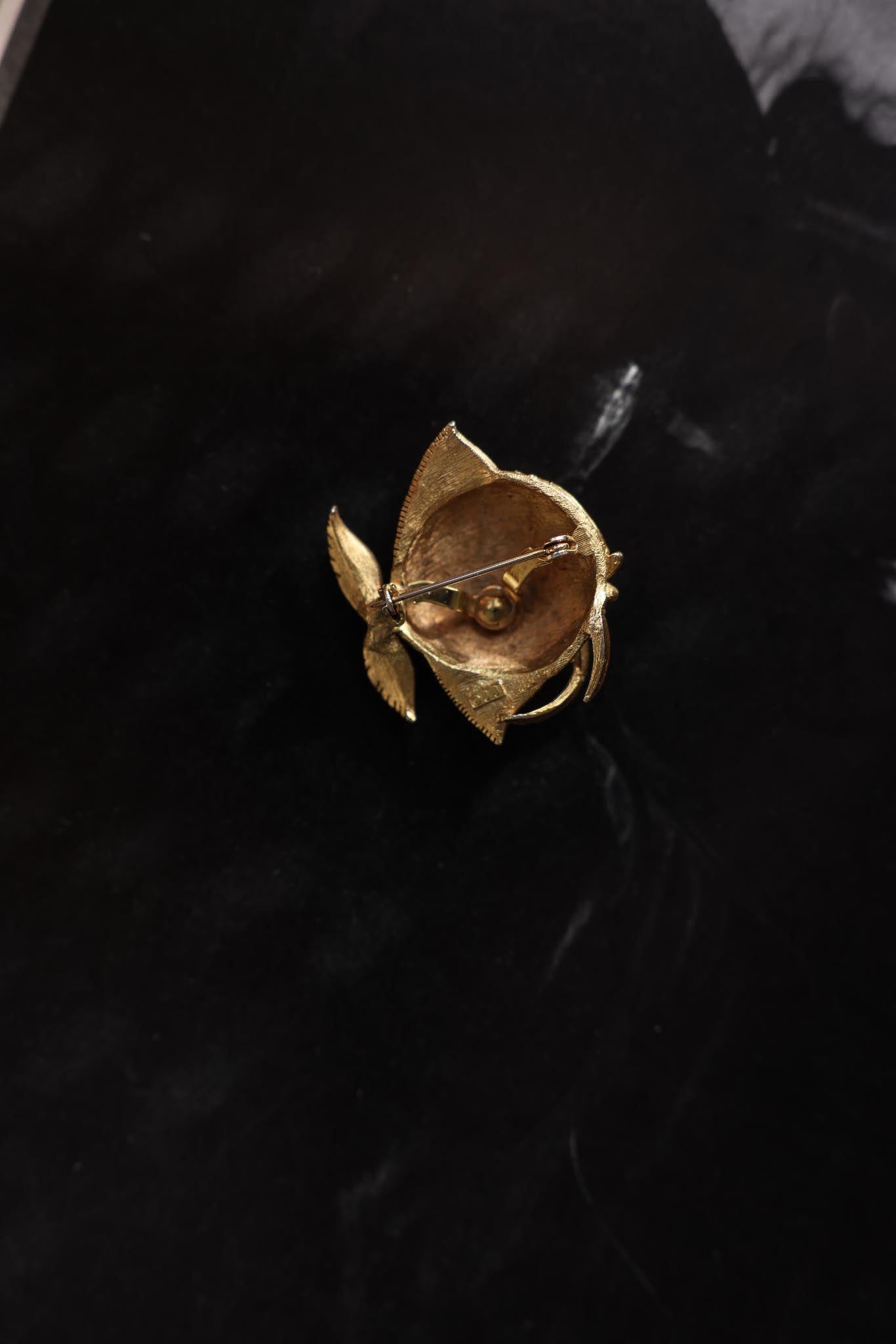 JJ Gold-Tone Fish Brooch|Vintage Baazaar