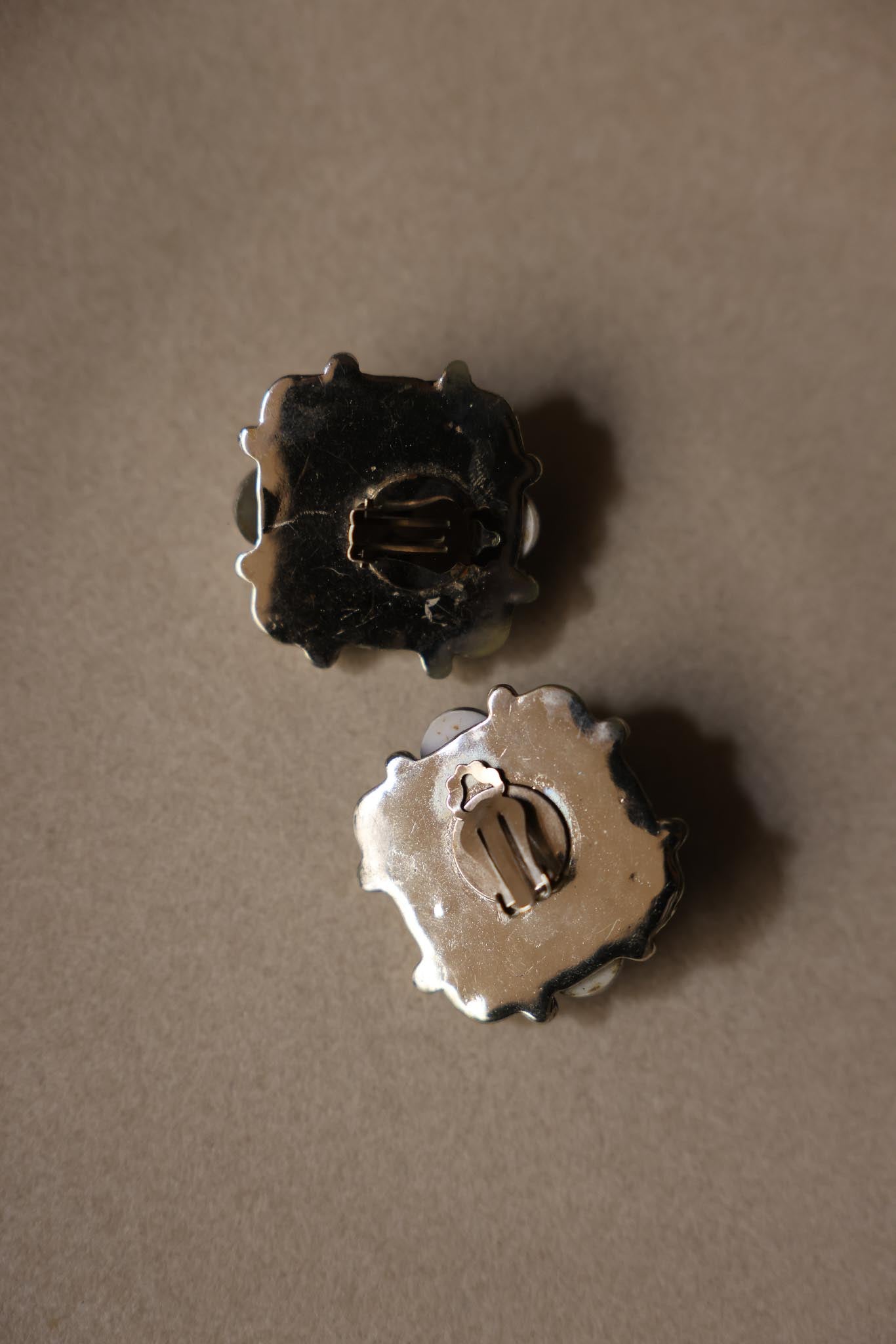 Silver-Tone Geometric Clip-On Earrings|Vintage Baazaar