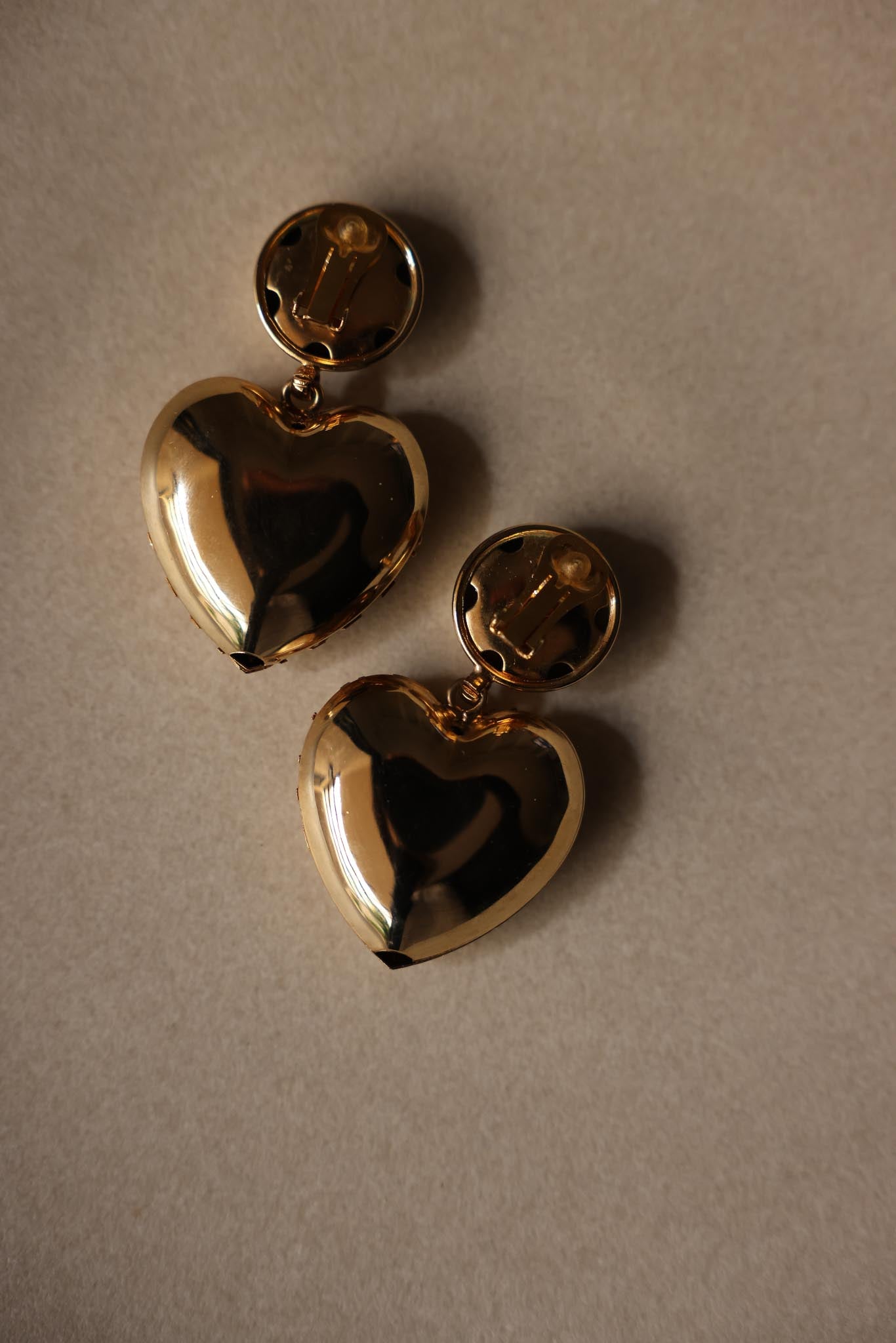 Golden Heart Clip-On Earrings|Vintage Baazaar
