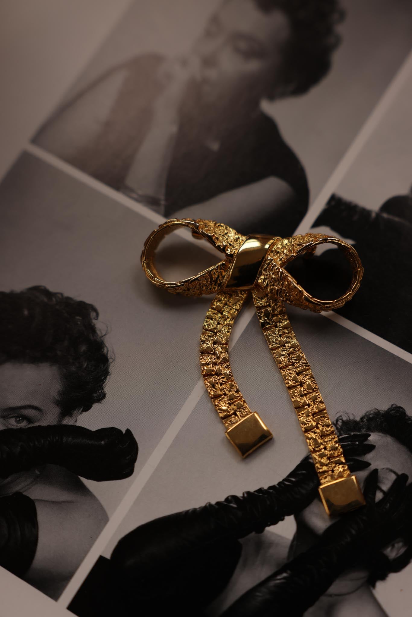 Golden Textured Ribbon Bow Brooch|Vintage Baazaar