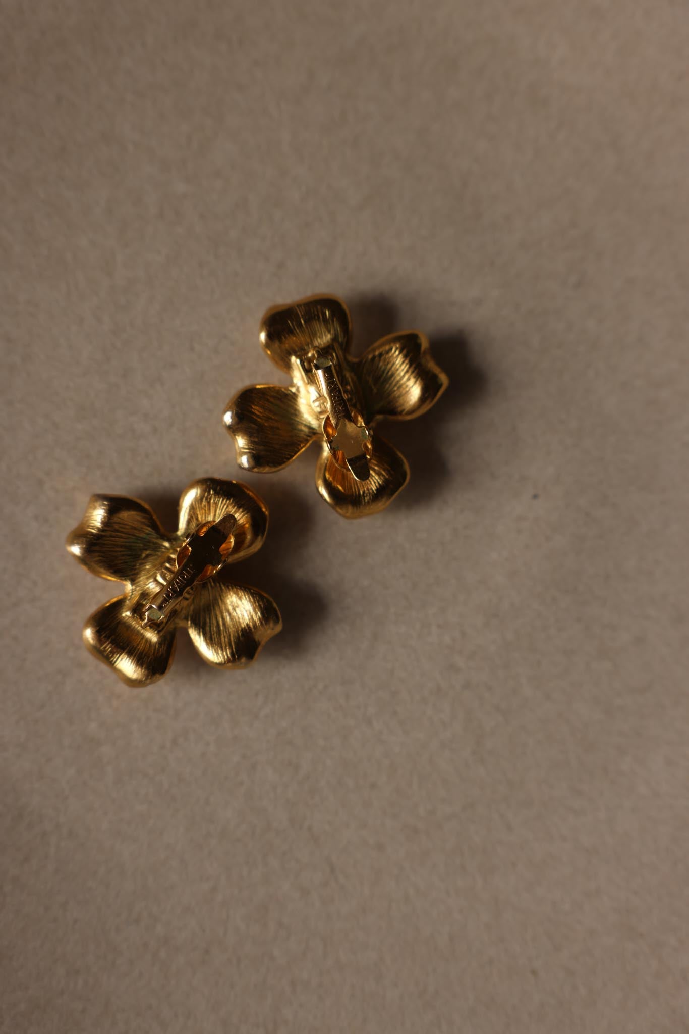Trifari Gold Tone Pink Crystal Flower Clip-On Earrings