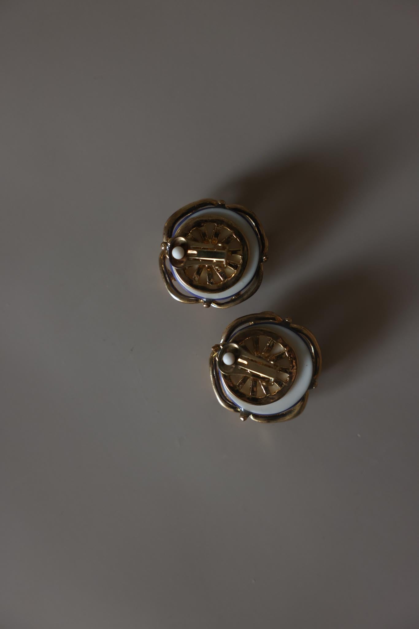 Gold Tone Purple Enamel Knot Clip-On Earrings