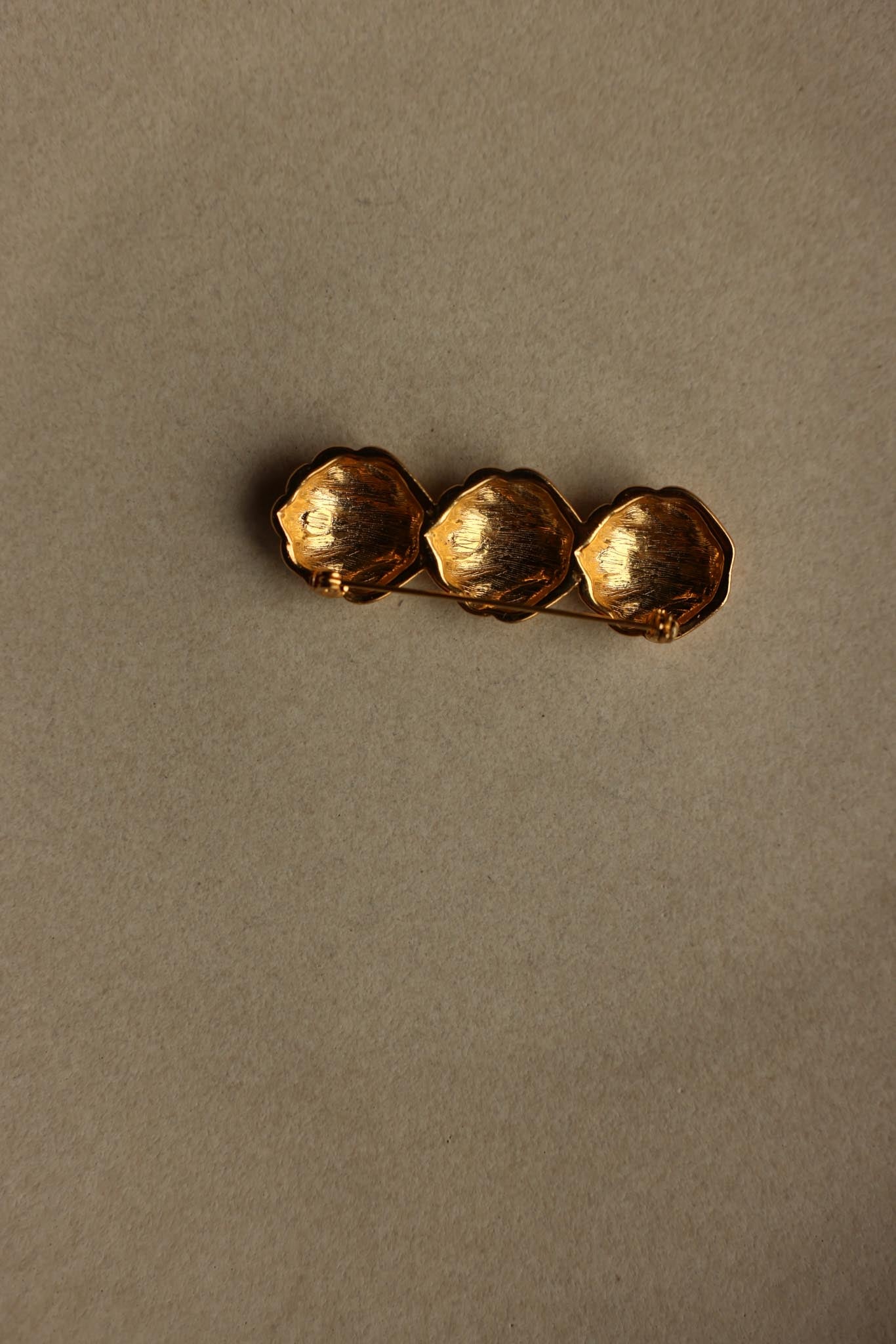Gold-Plated Triple Shell Brooch|Vintage Baazaar
