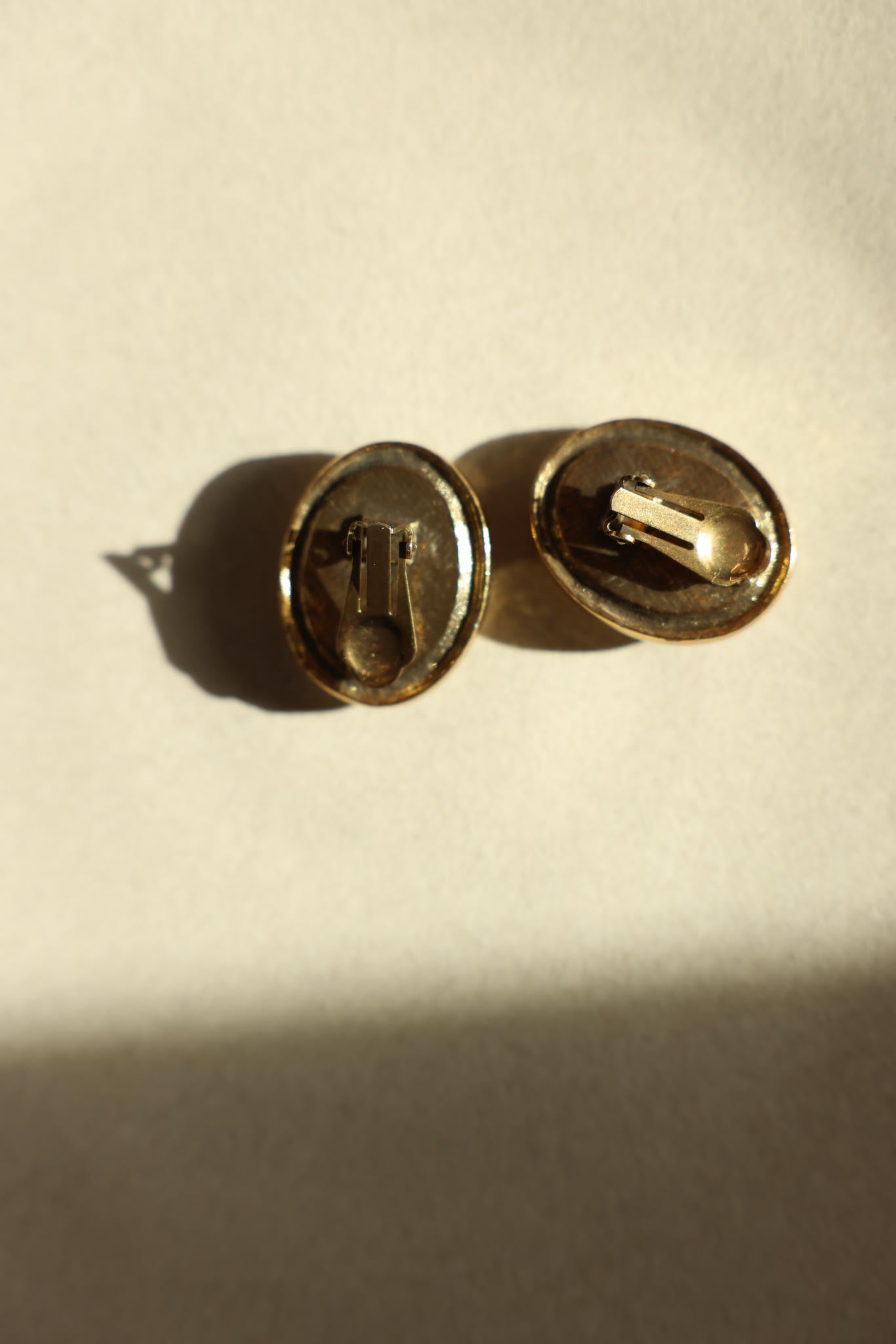 Cameo Clip-On Earrings Gold Tone Oval