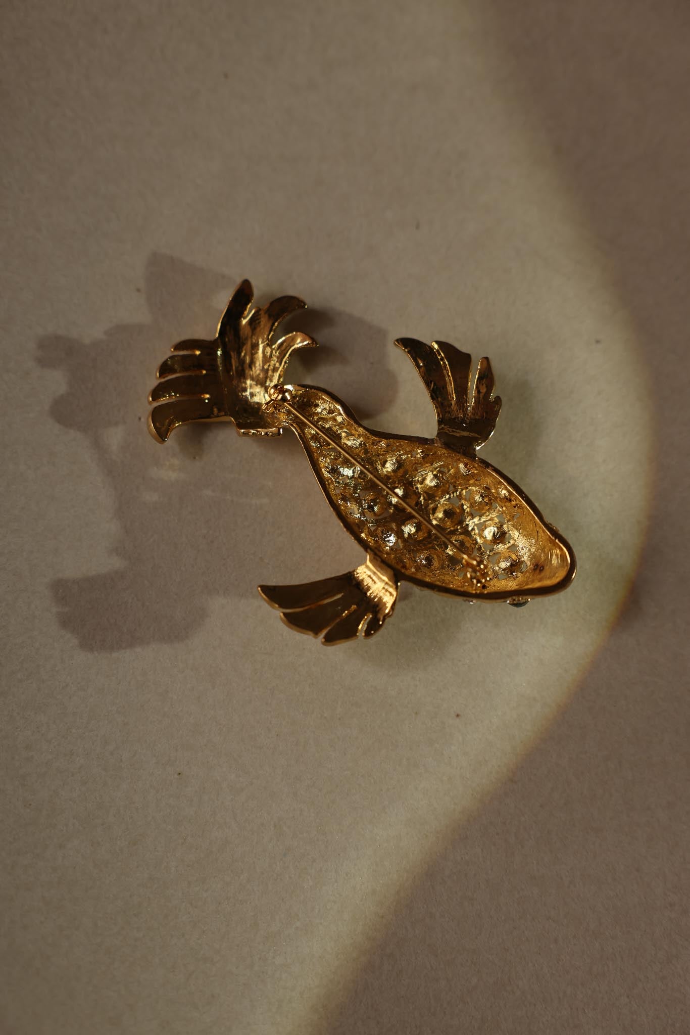 1930's Gold-Tone Rhinestone Fish Brooch