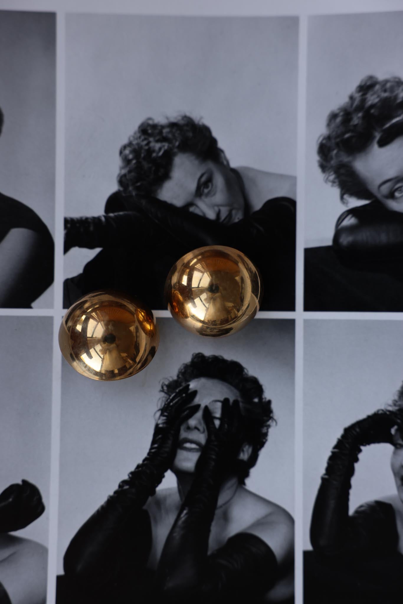 Golden Globe Stud Earrings|Vintage Baazaar