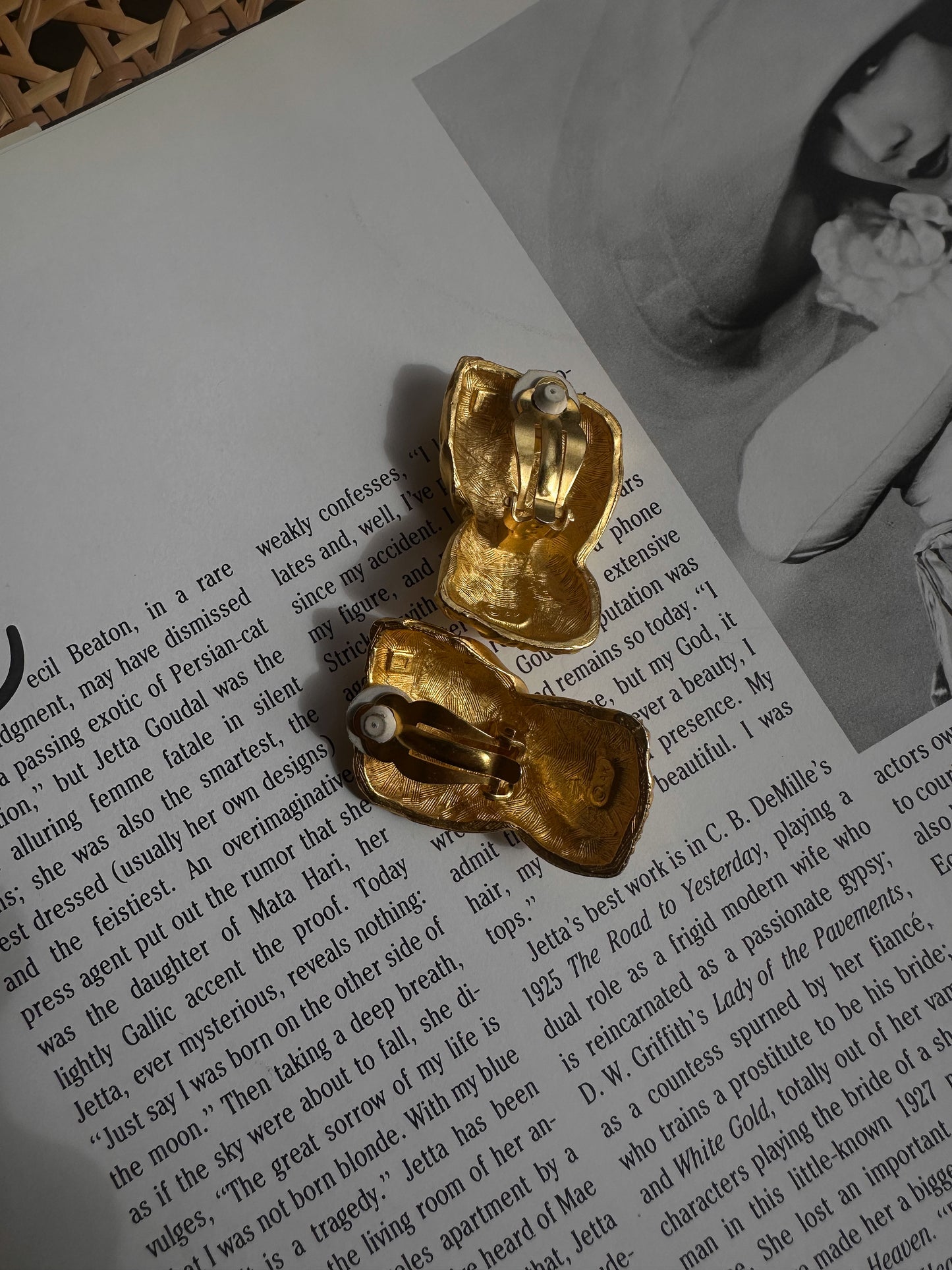 Matte Gold Runway Anne Klein Earrings|Vintage Baazaar
