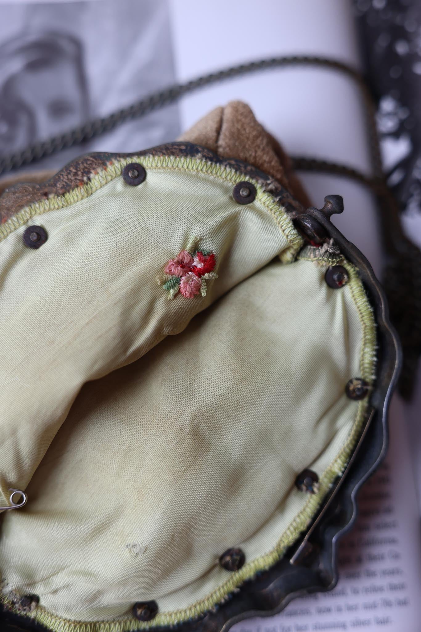The Heirloom Tapestry Bag|Vintage Baazaar