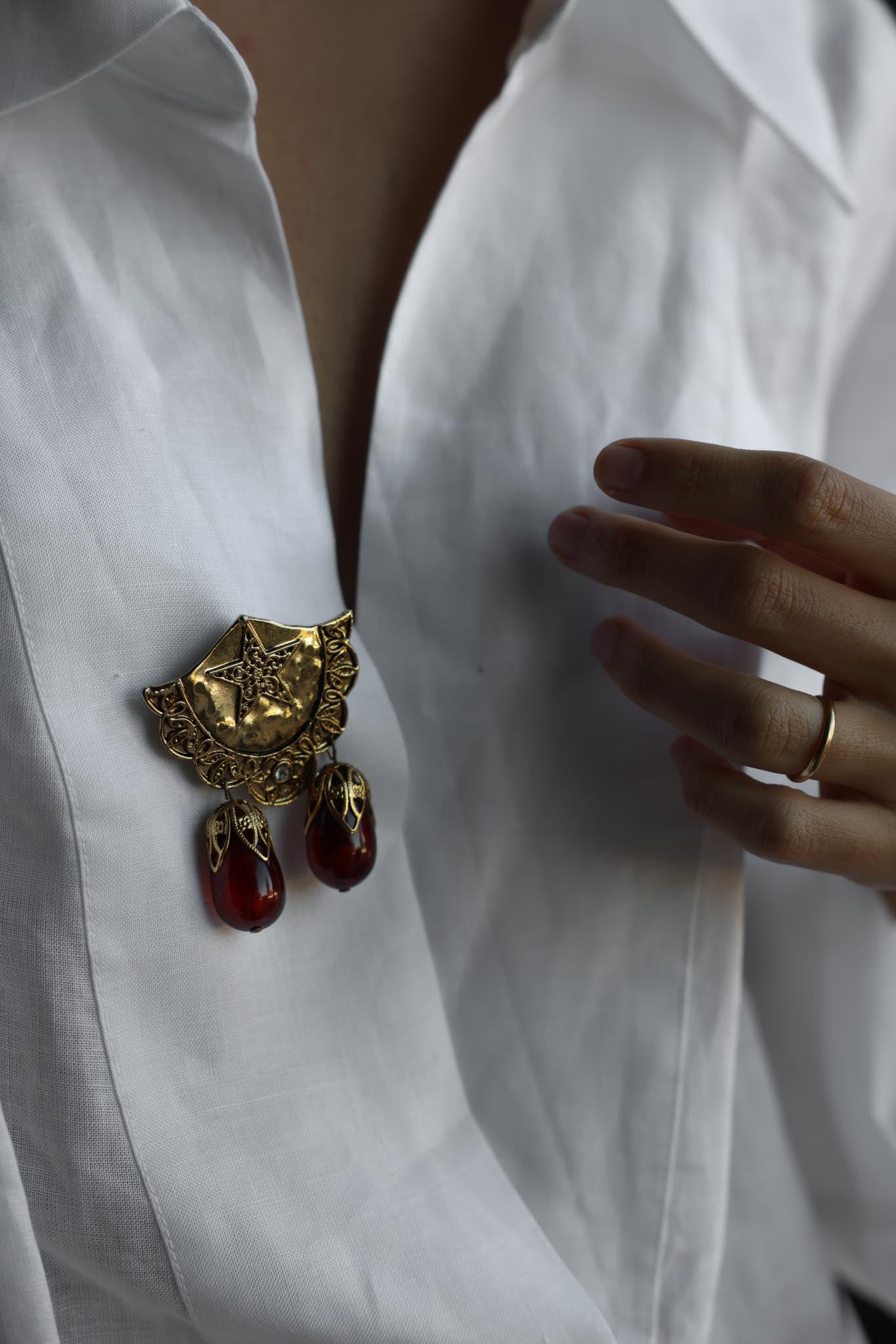 Gold-Tone Star Motif Brooch With Burgundy Drops|Vintage Baazaar