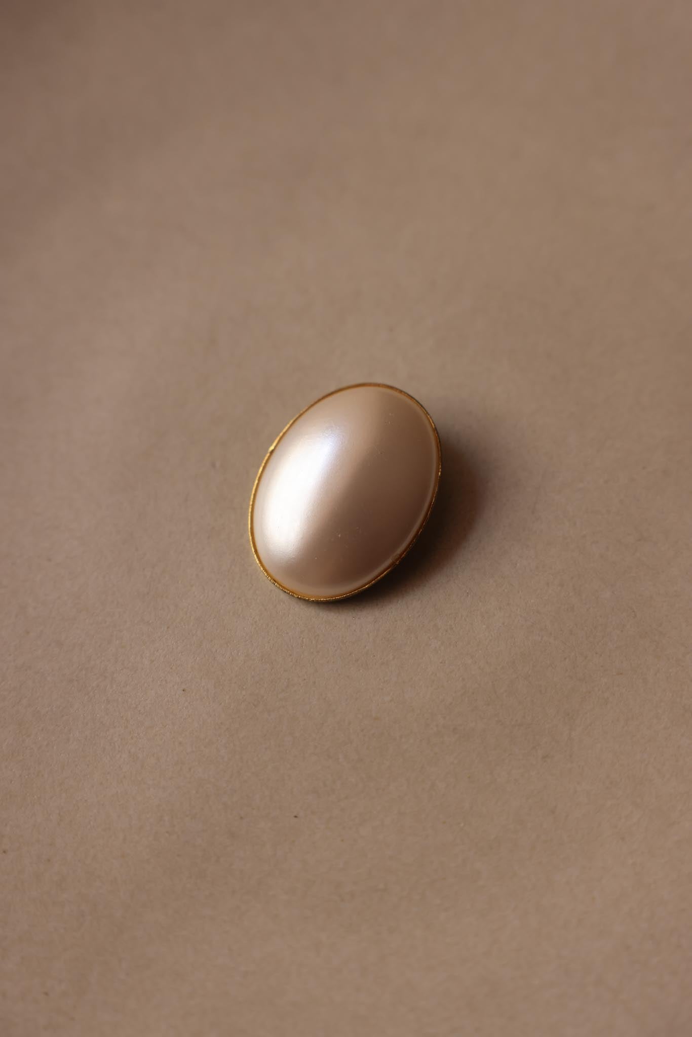 Oval Faux Pearl Brooch in Gold-Tone Frame