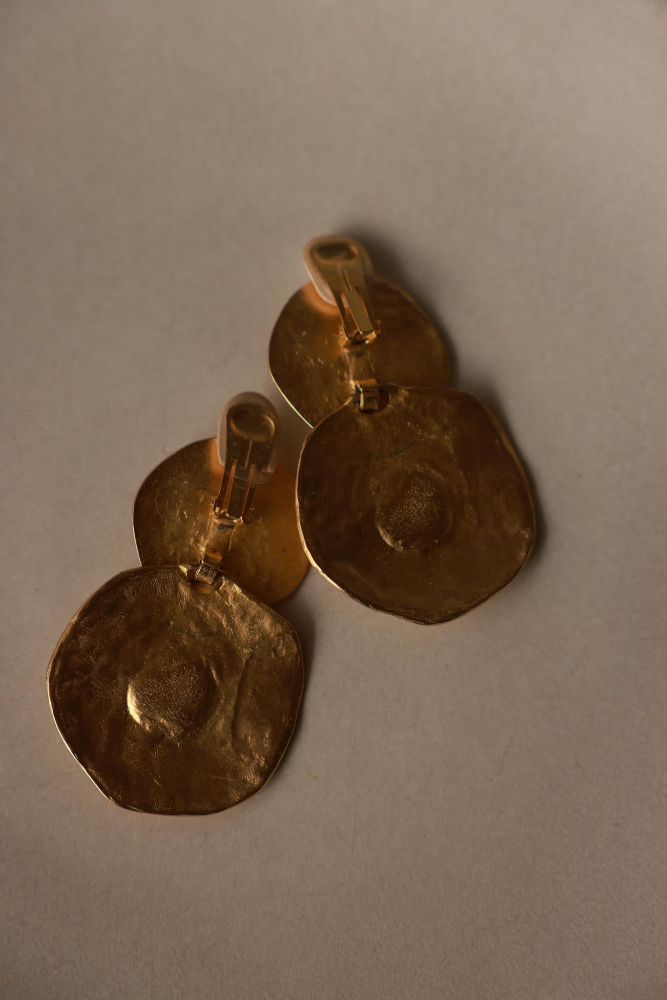 1980s Oversized Round Gold-Tone Clip-On Earrings with Red and Blue Centers