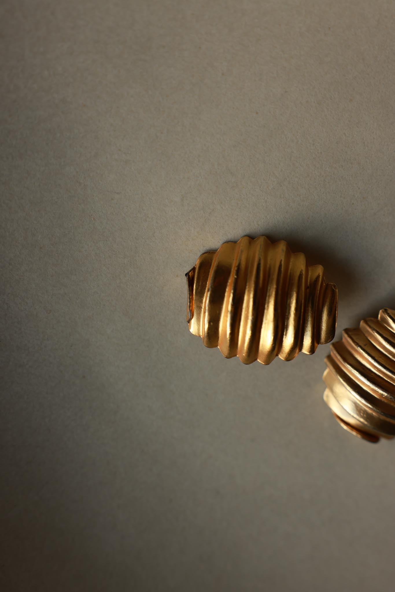 Oversized Ribbed Matte Gold Clip-On Earrings