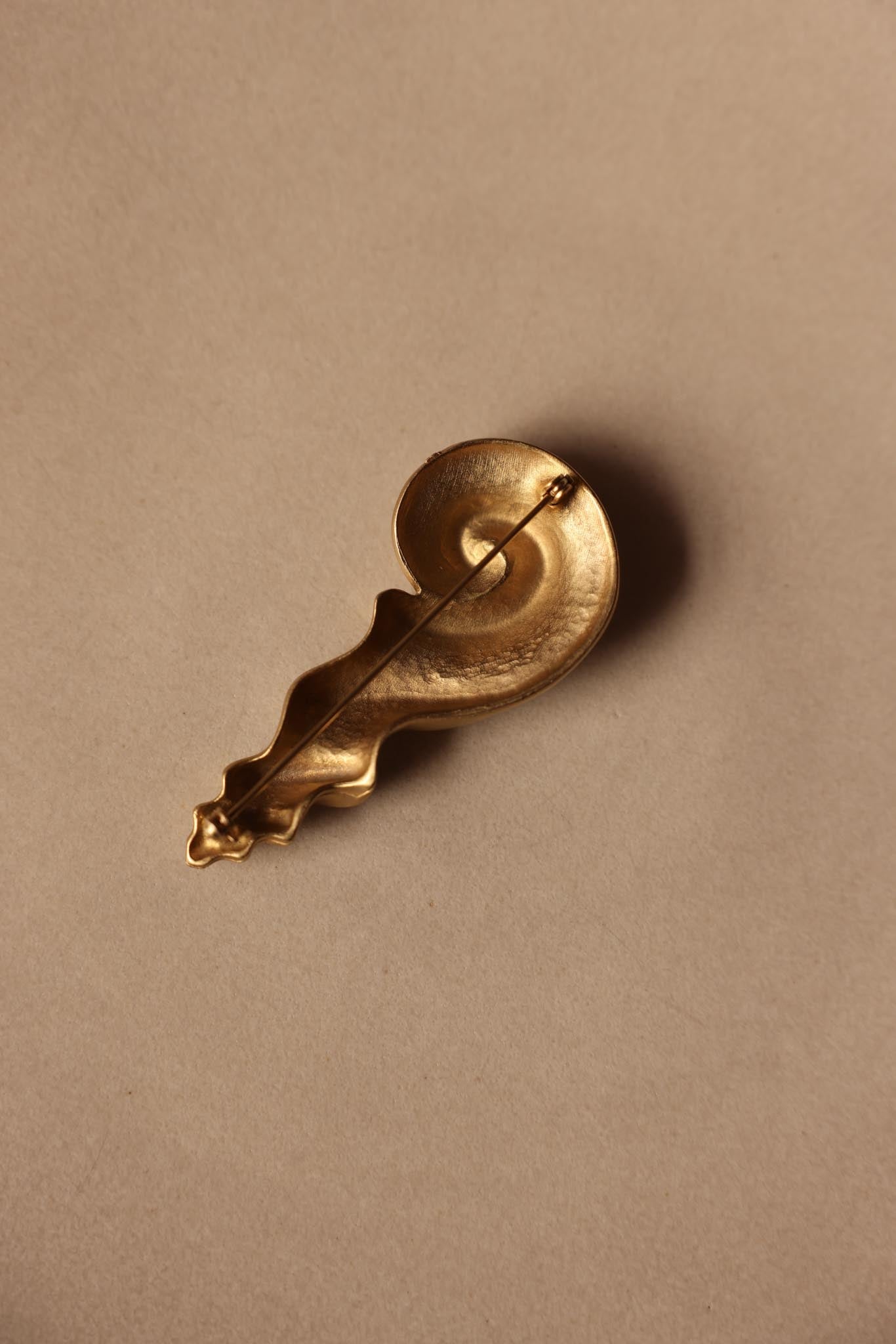 Matte Gold Shell Brooch