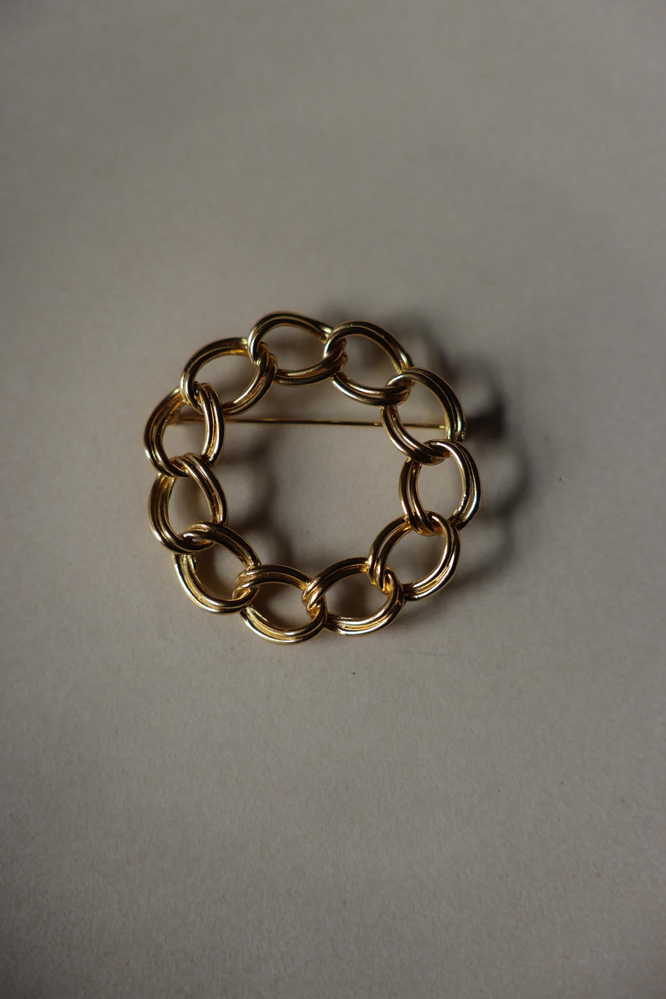 Linked Radiance Brooch|Vintage Baazaar