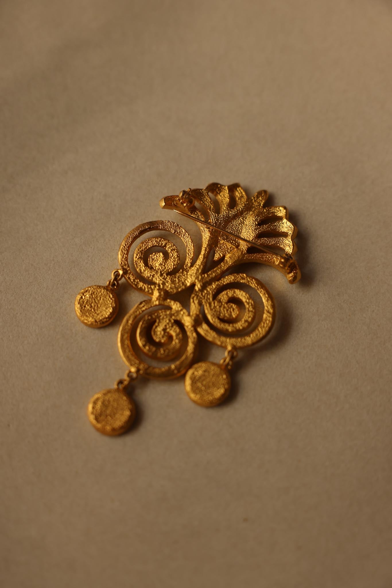 Coro Gold-Tone Spiral Drop Brooch|Vintage Baazaar