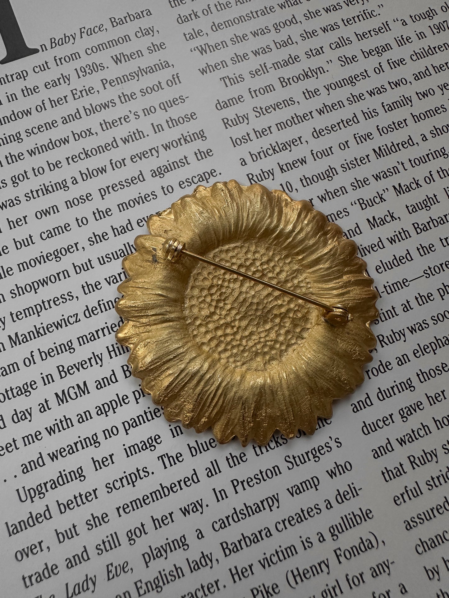 Sunflower Brooch|Vintage Baazaar