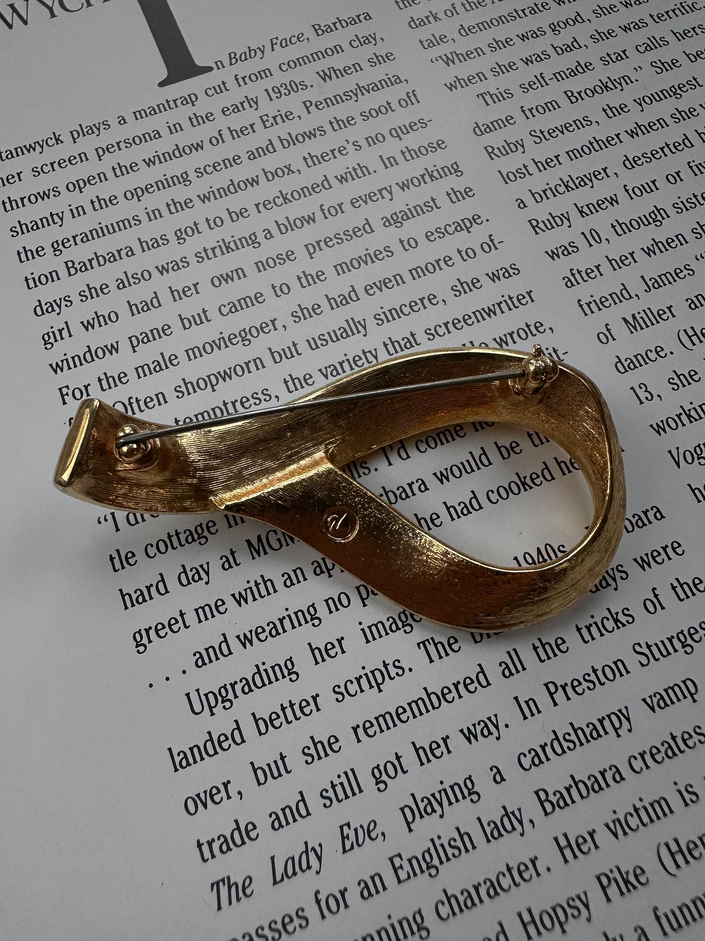 Vintage Signed Swarovski Ribbon Baguette Brooch|Vintage Baazaar