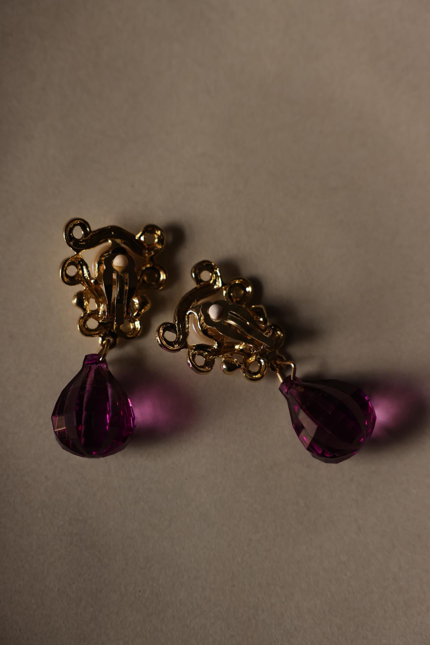 Gold-Tone Faux Pearl & Purple Drop Clip-On Earrings|Vintage Baazaar