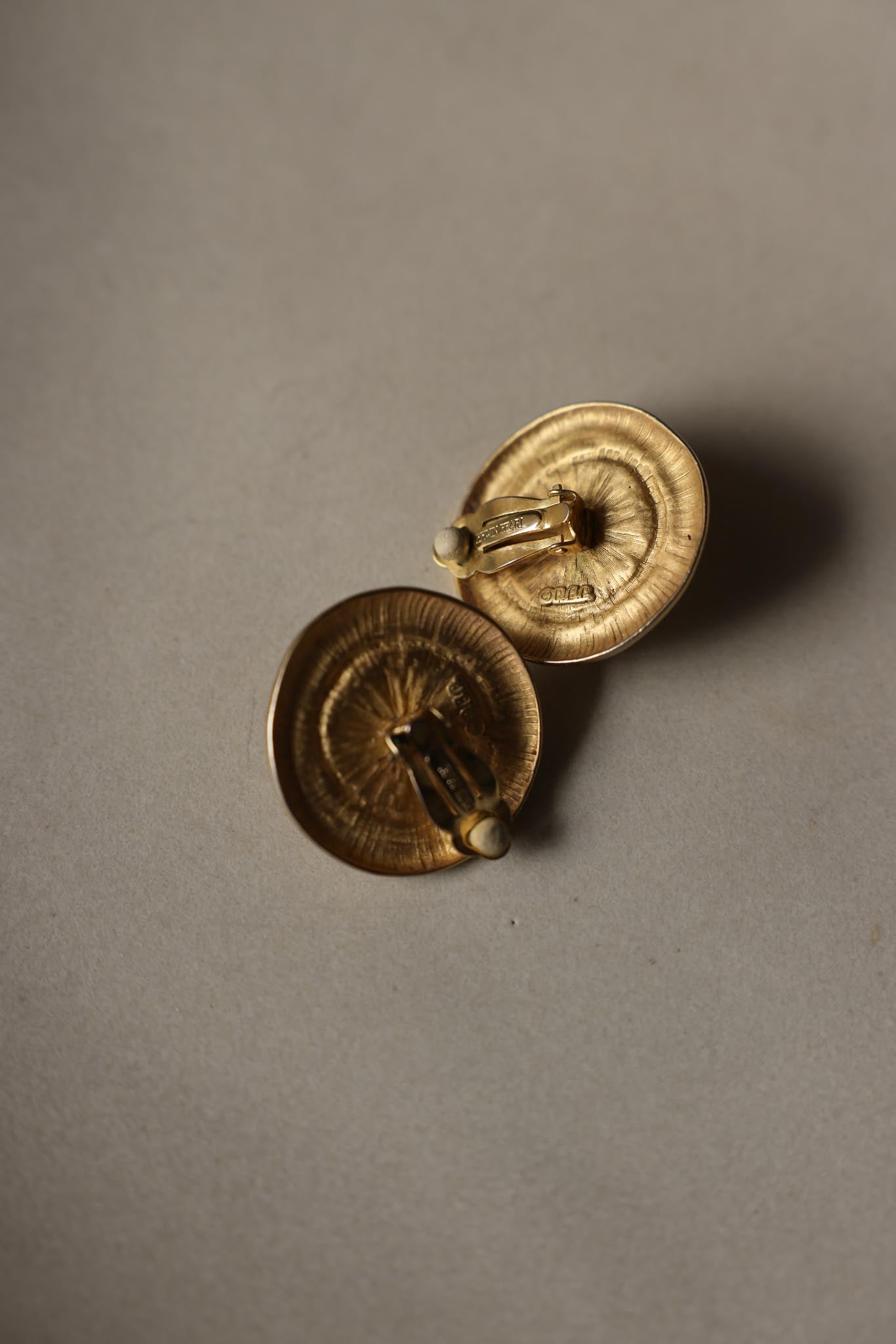 Erwin Pearl Clip-On Earrings|Vintage Baazaar
