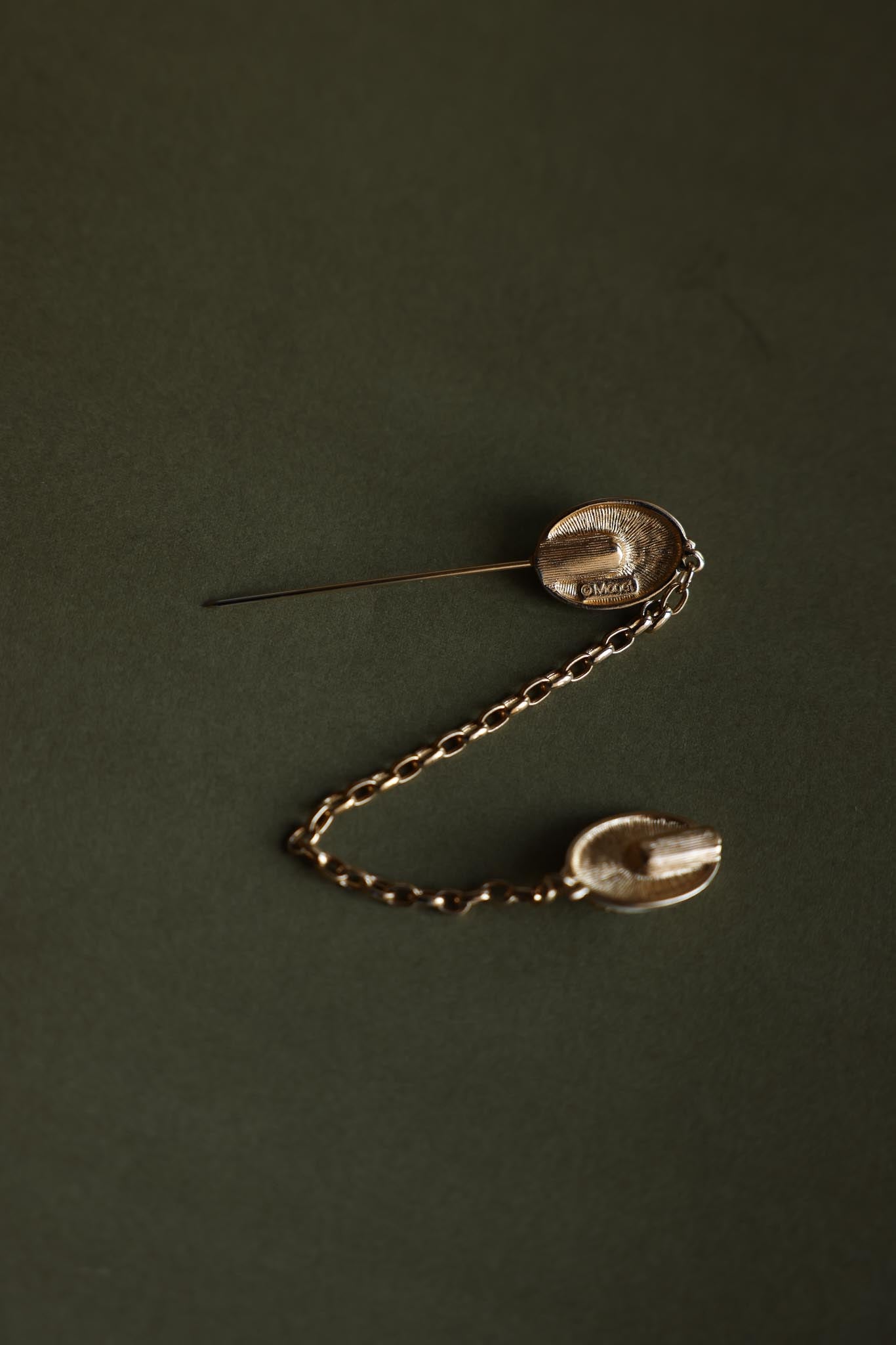 Signed Gold-Toned Double-End Chain Brooch with Faux Pearls|Vintage Baazaar
