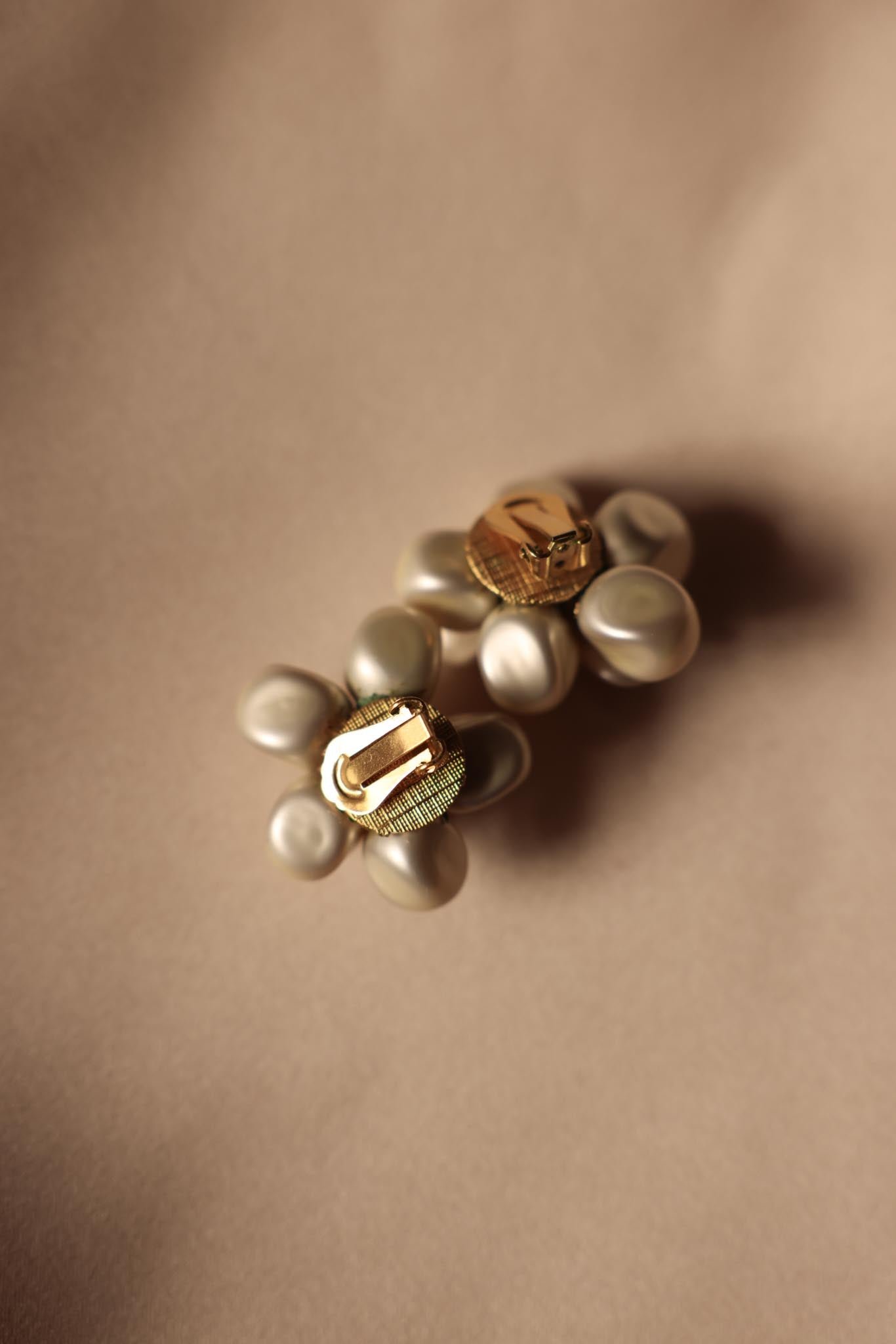 1950s Pearlized Ivory Floral Clip-On Earrings