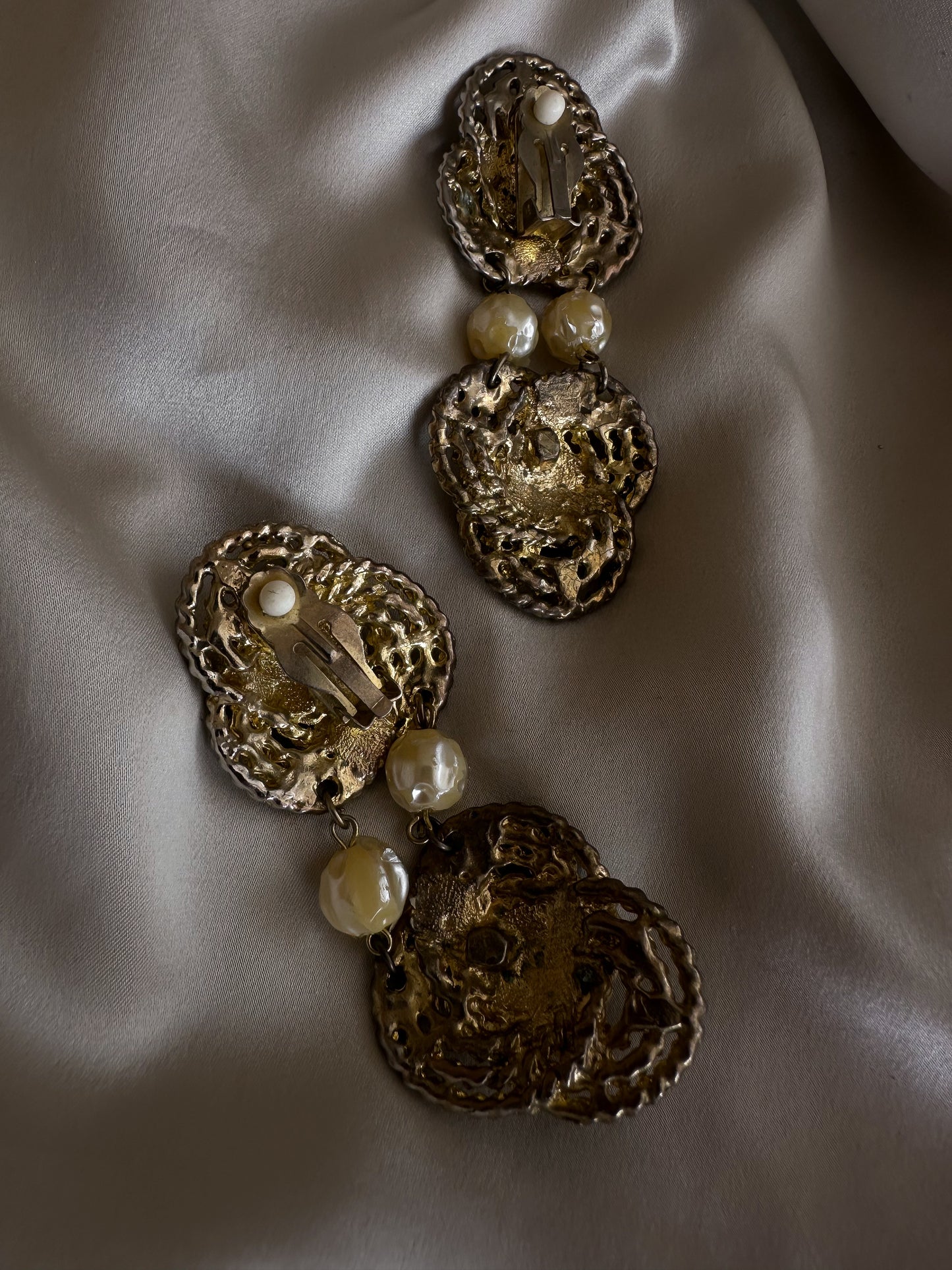 Golden Whirl Pearl Drop Earrings|Vintage Baazaar