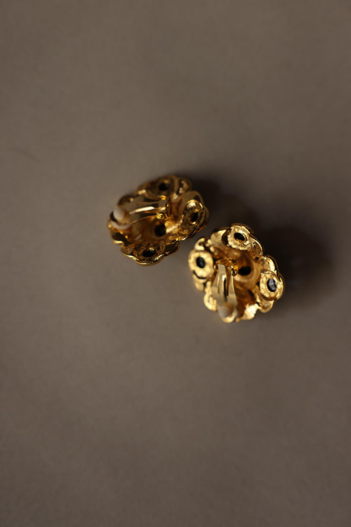 Black Cabochon Rhinestone Clip-On Earrings