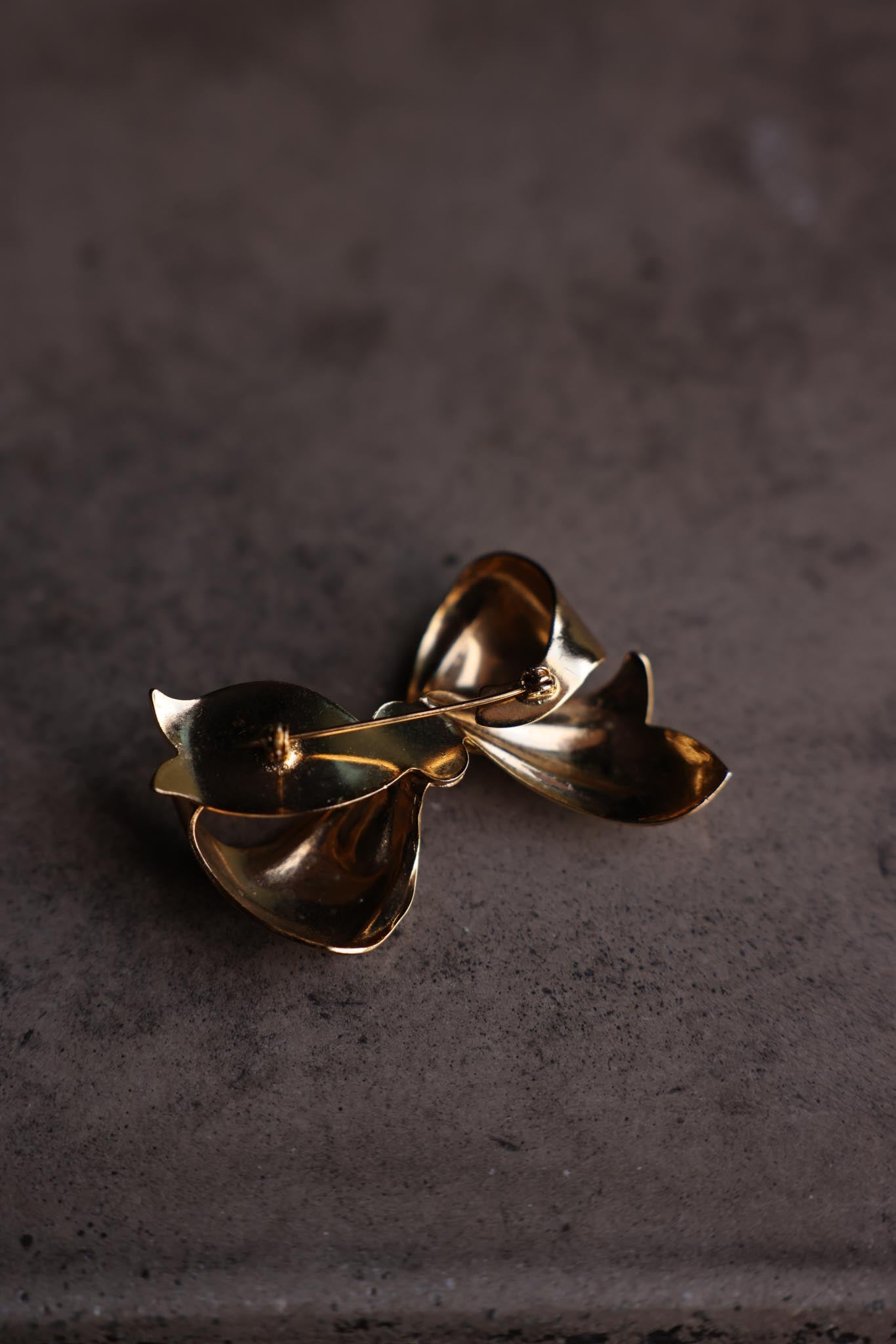 Gold-Tone Sculpted Bow Brooch