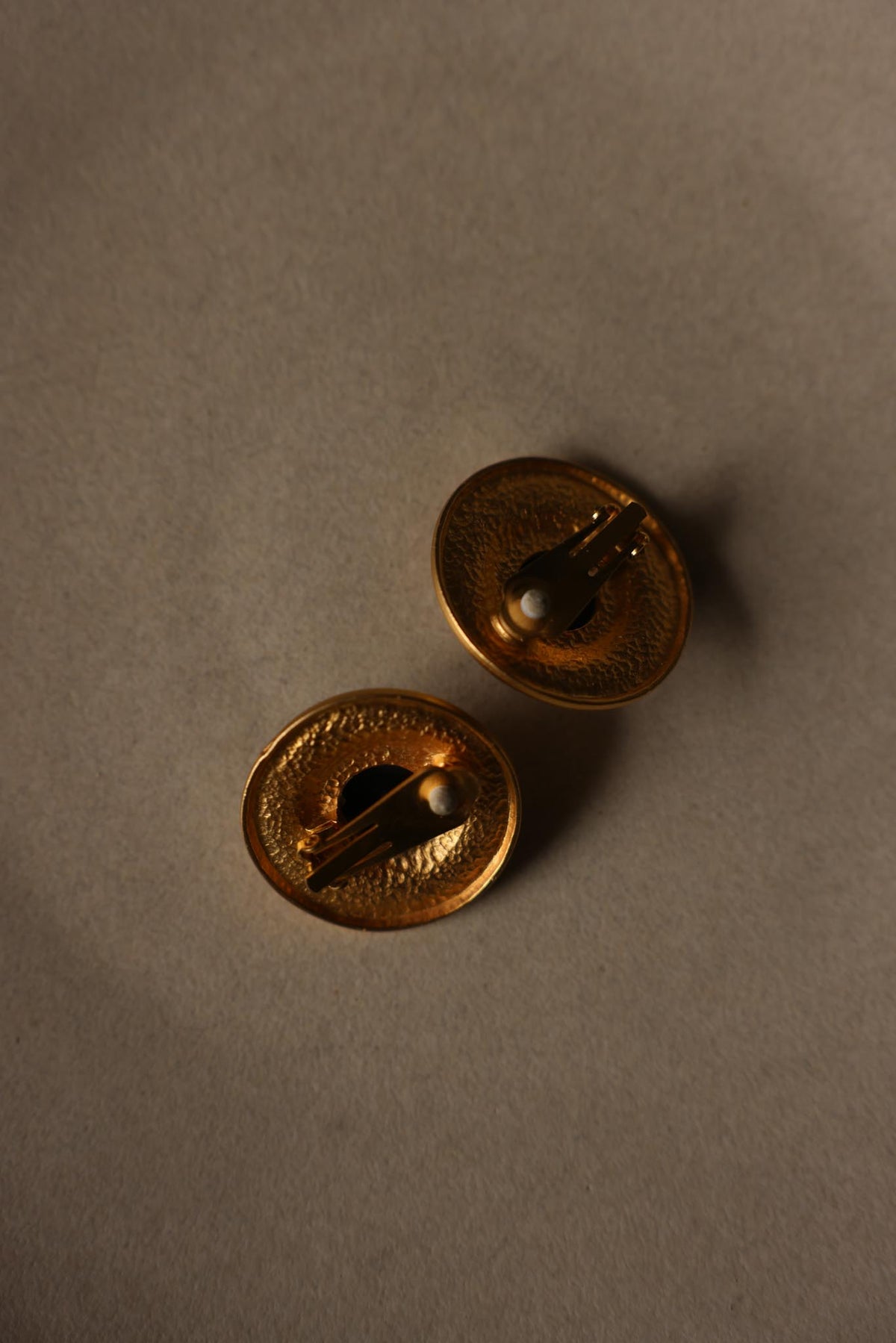 Chunky Matte Gold Round Black Cabochon Clip-On Earrings