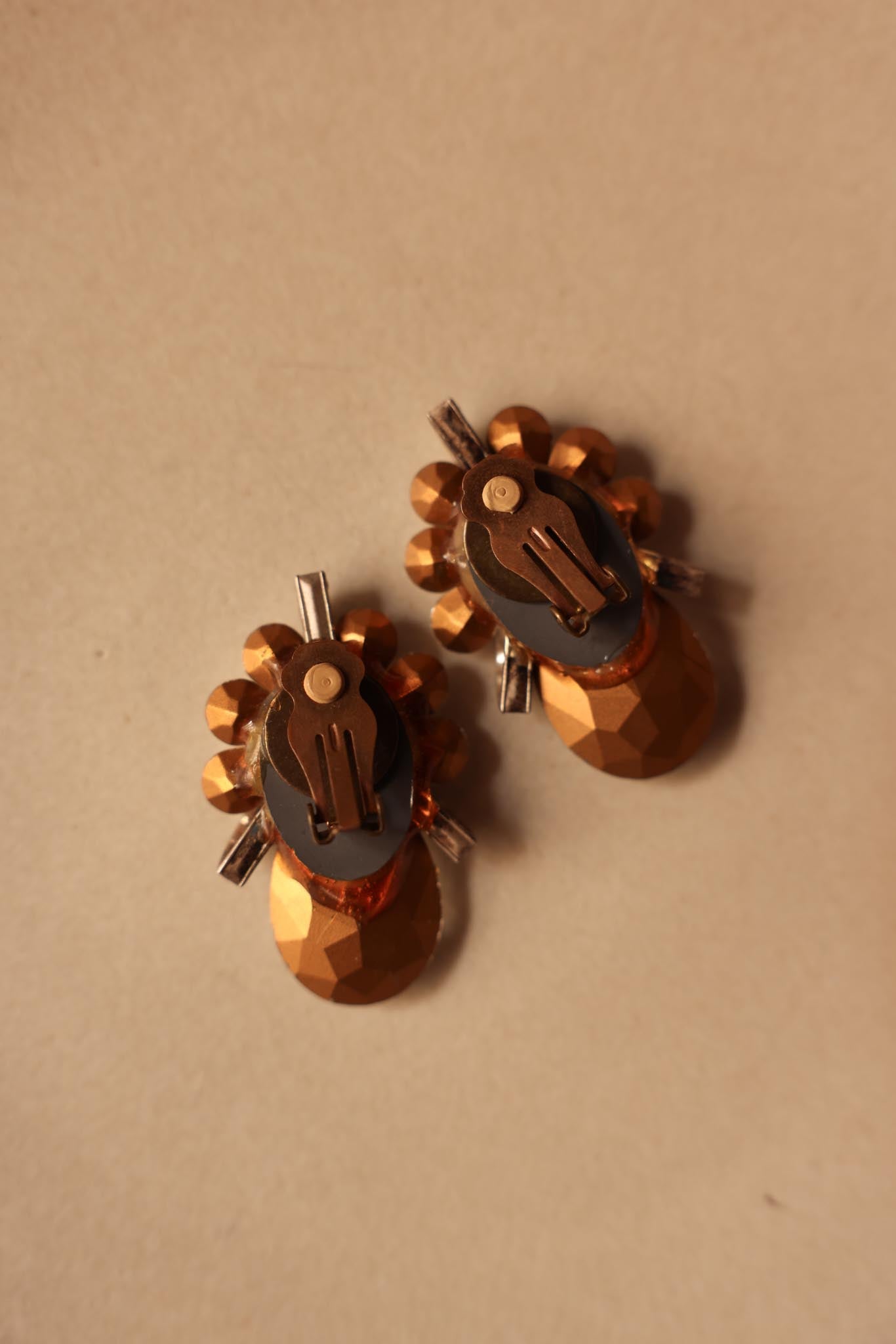 Crystal Bloom Clip-On Earrings|Vintage Baazaar