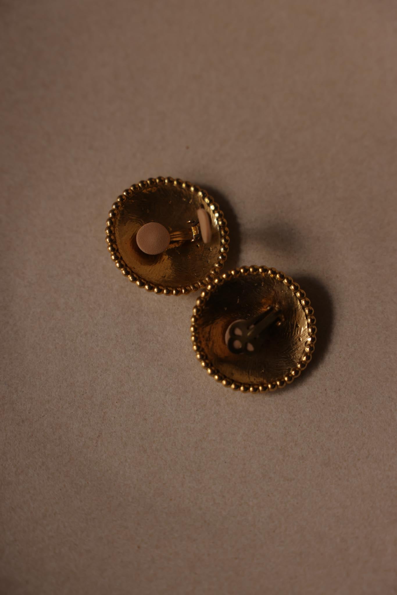 Round Matte Gold and Amber Cabochon Clip-On Earrings|Vintage Baazaar