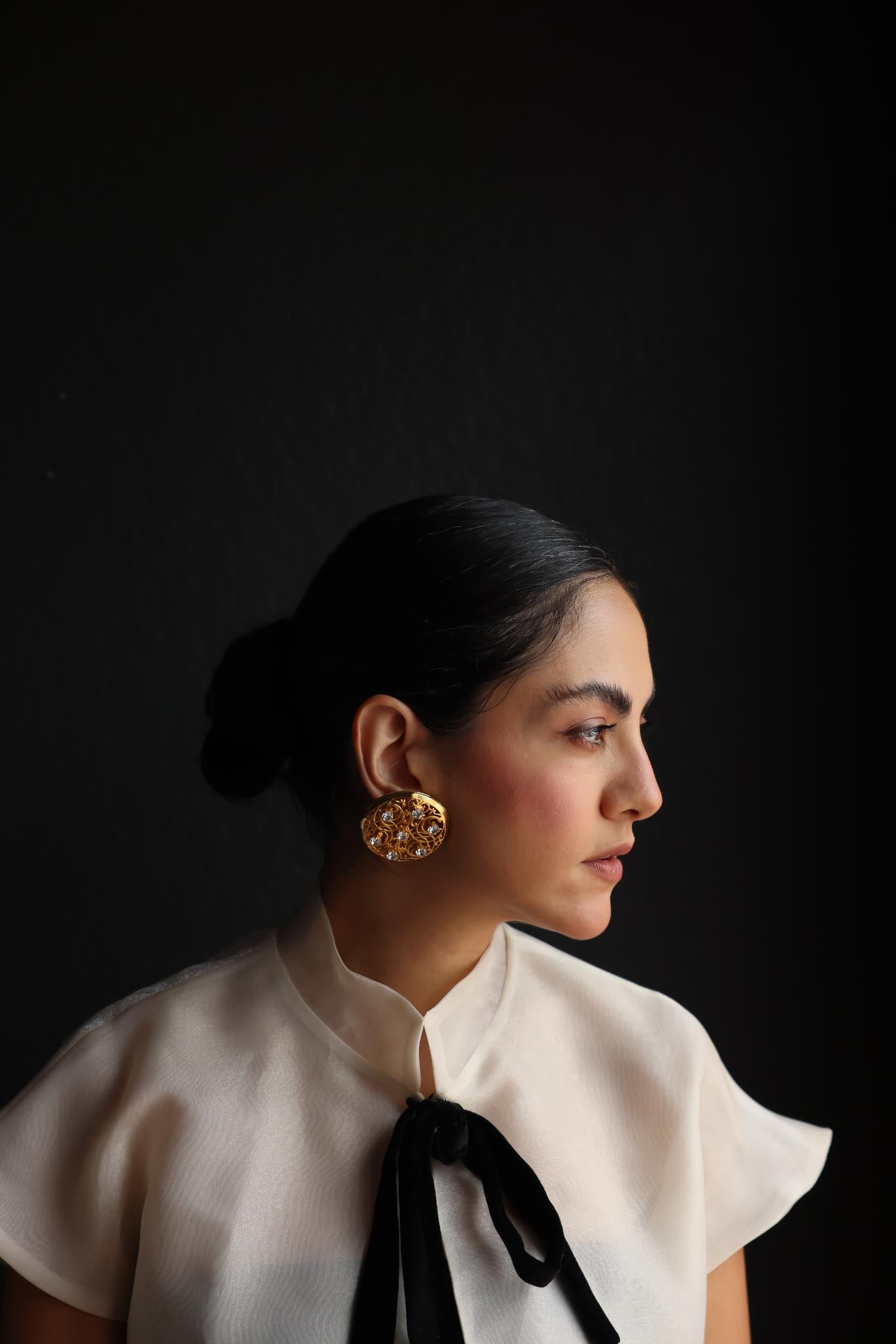 Dominique Aurientis Gold Filigree Clip-On Earrings with Rhinestones|Vintage Baazaar