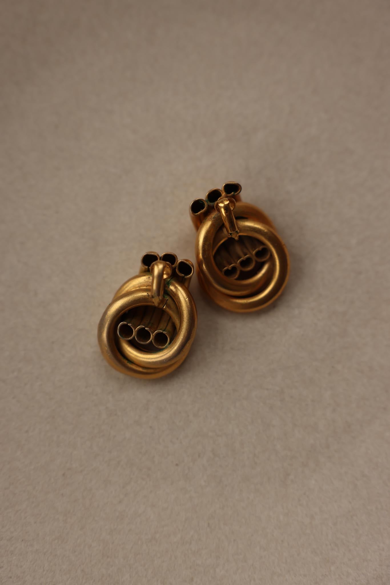 Brushed Gold Knot Clip-On Earrings|Vintage Baazaar
