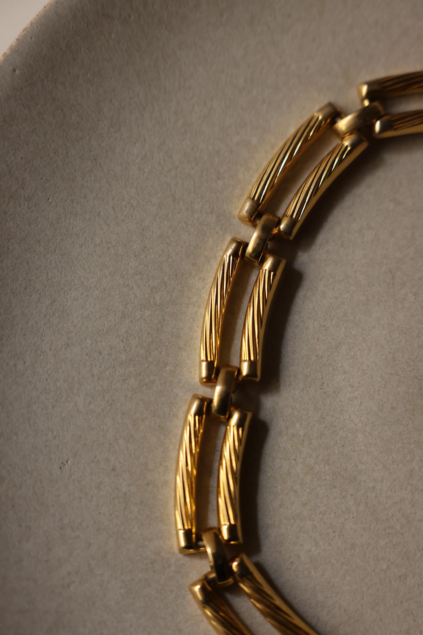 Gold-Tone Double-Link Statement Necklace|Vintage Baazaar