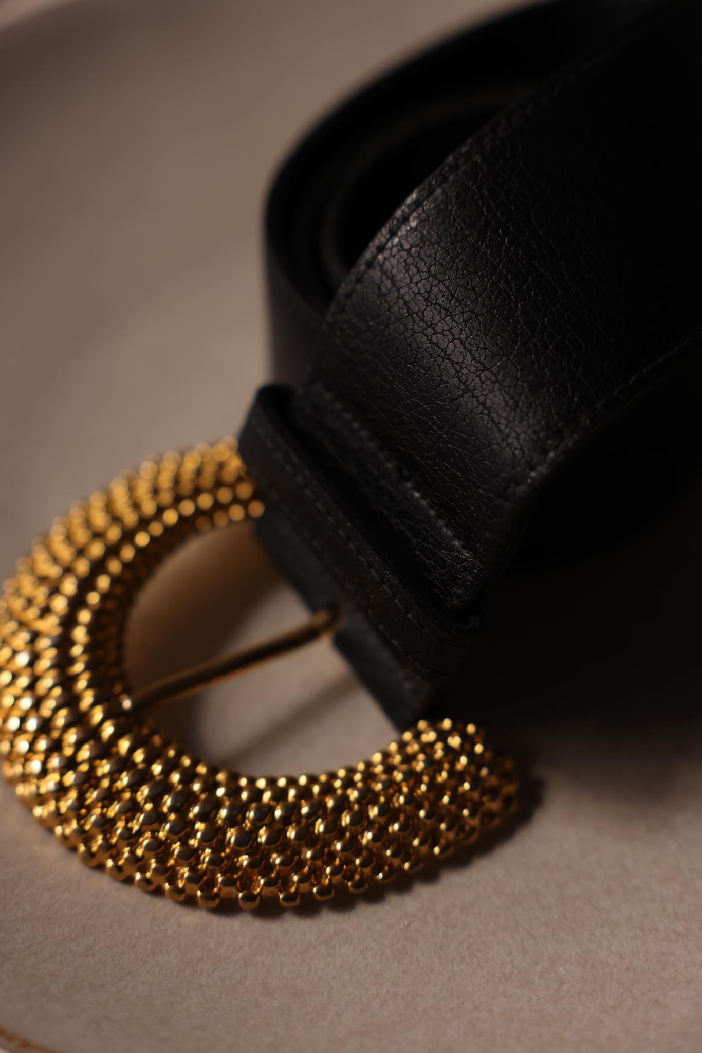 The Limited Black Leather Belt With Textured Gold-Tone Buckle size S