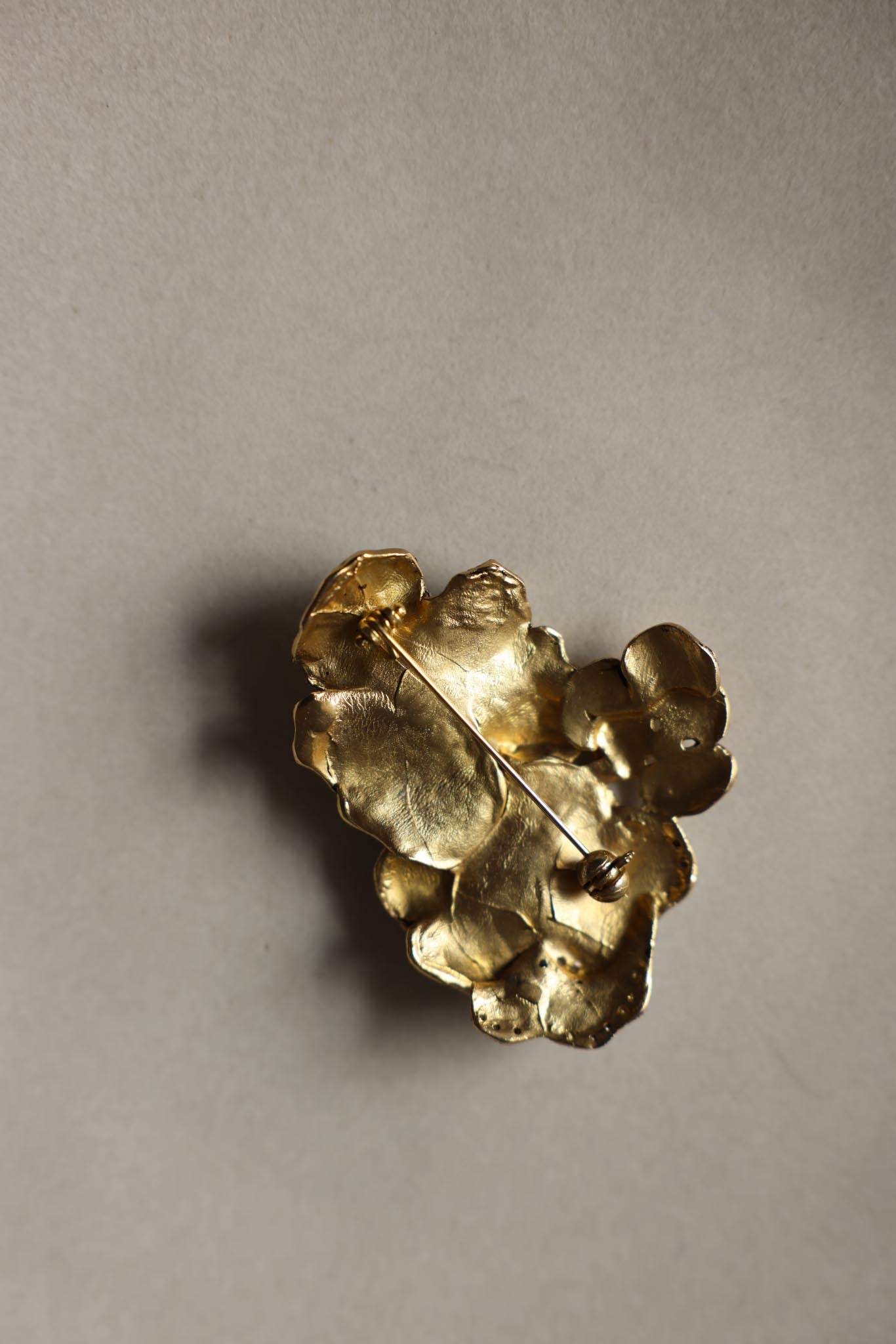 Gold Tone Rhinestone Flower Brooch