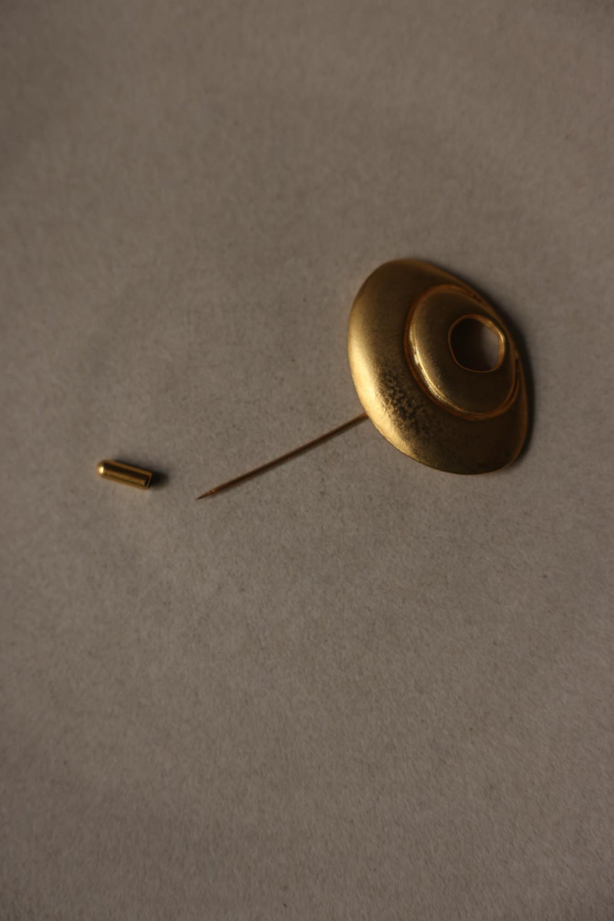 Matte Gold Tone Oval Stick Pin