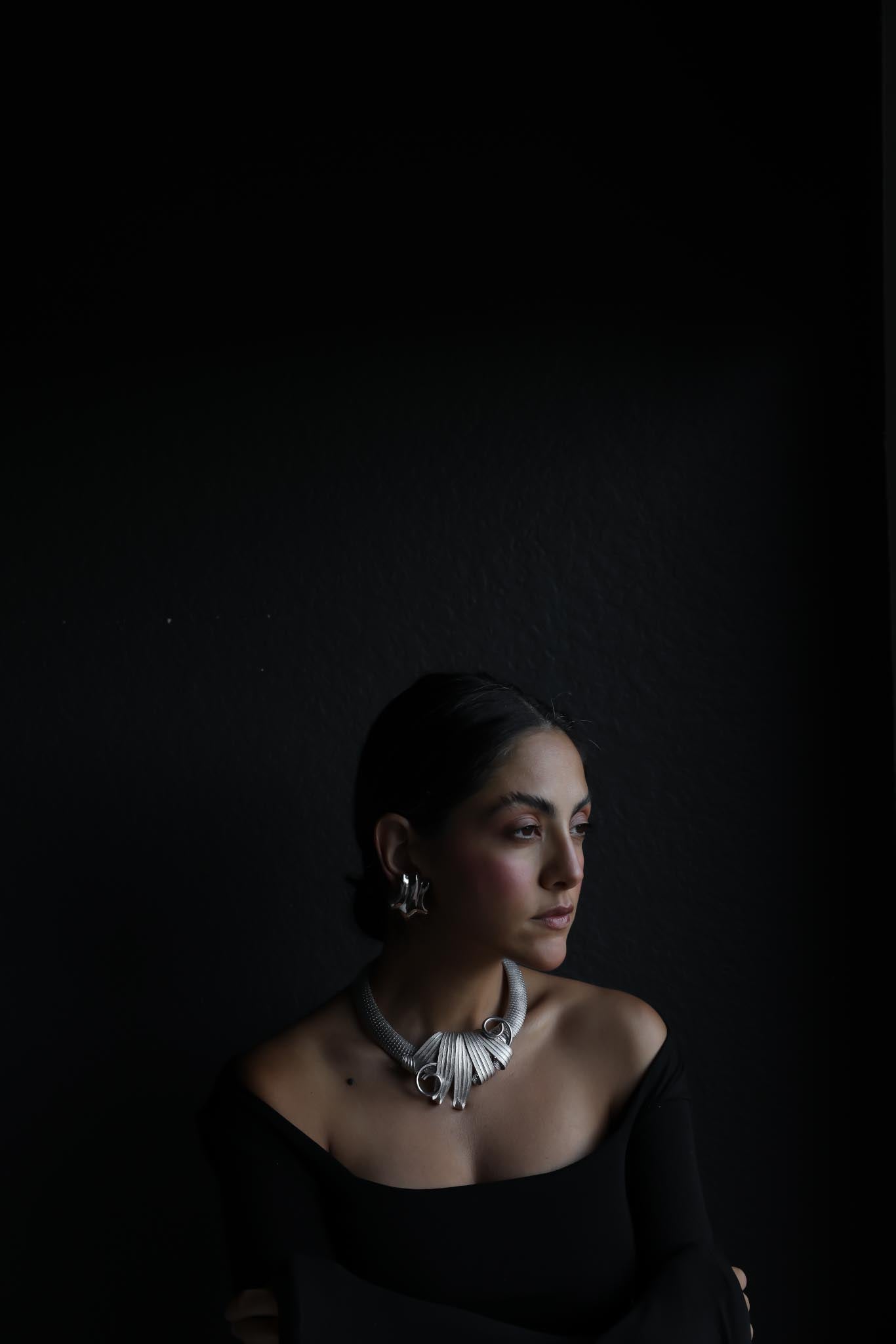 Silver-Tone Statement Collar Necklace|Vintage Baazaar