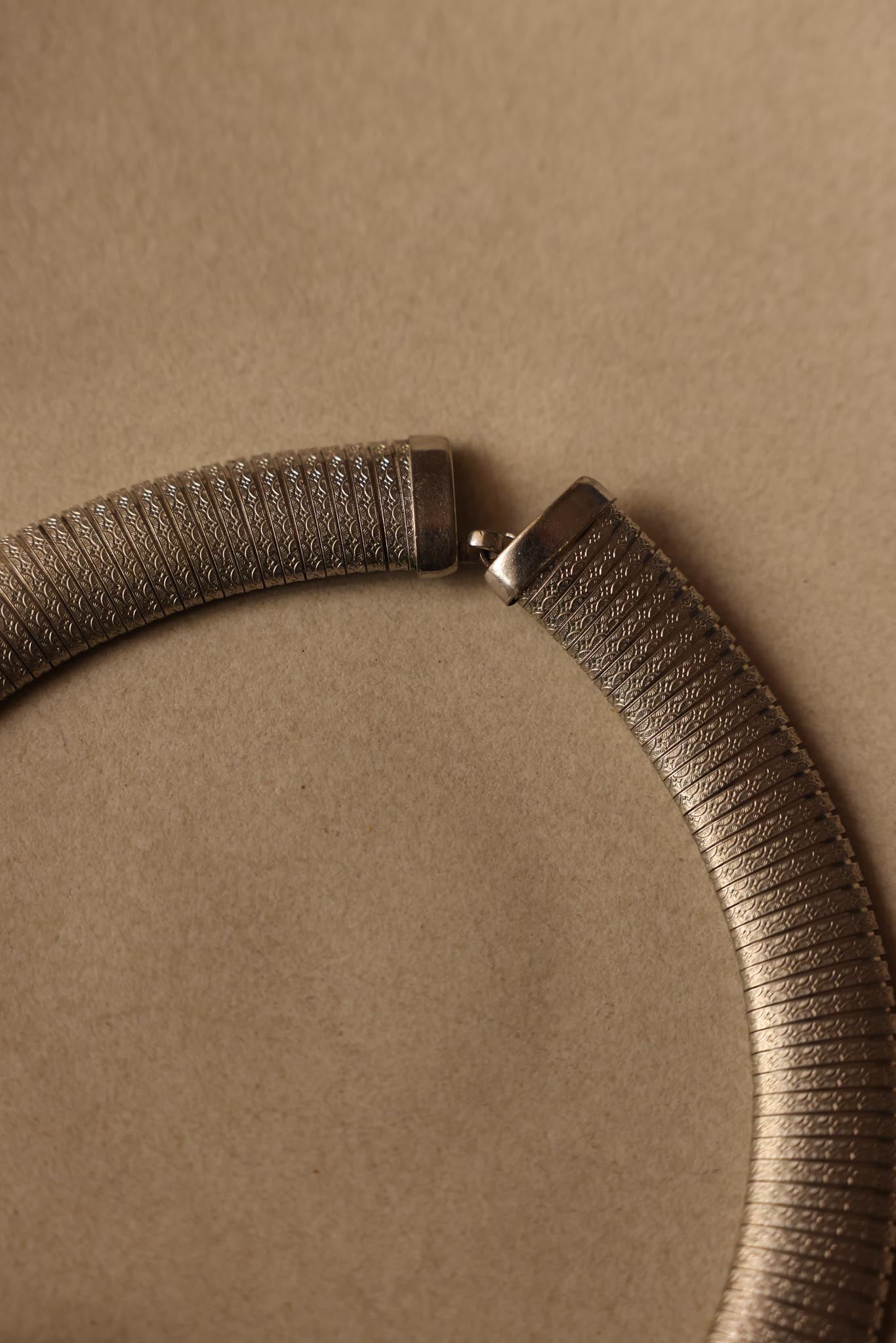 Silver-Tone Statement Collar Necklace|Vintage Baazaar
