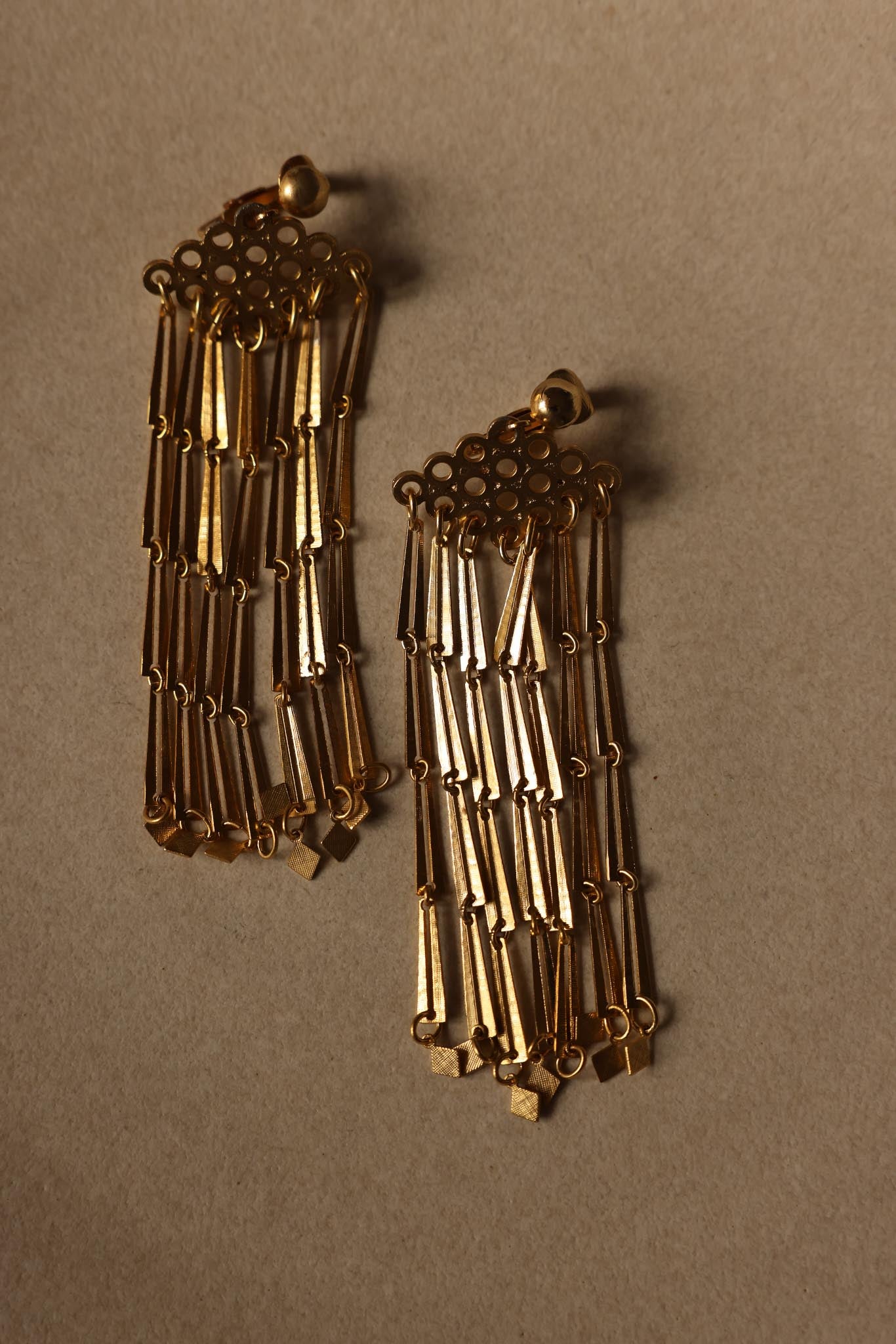 Gold-Tone Statement Chandelier Clip-On Earrings – 1980s