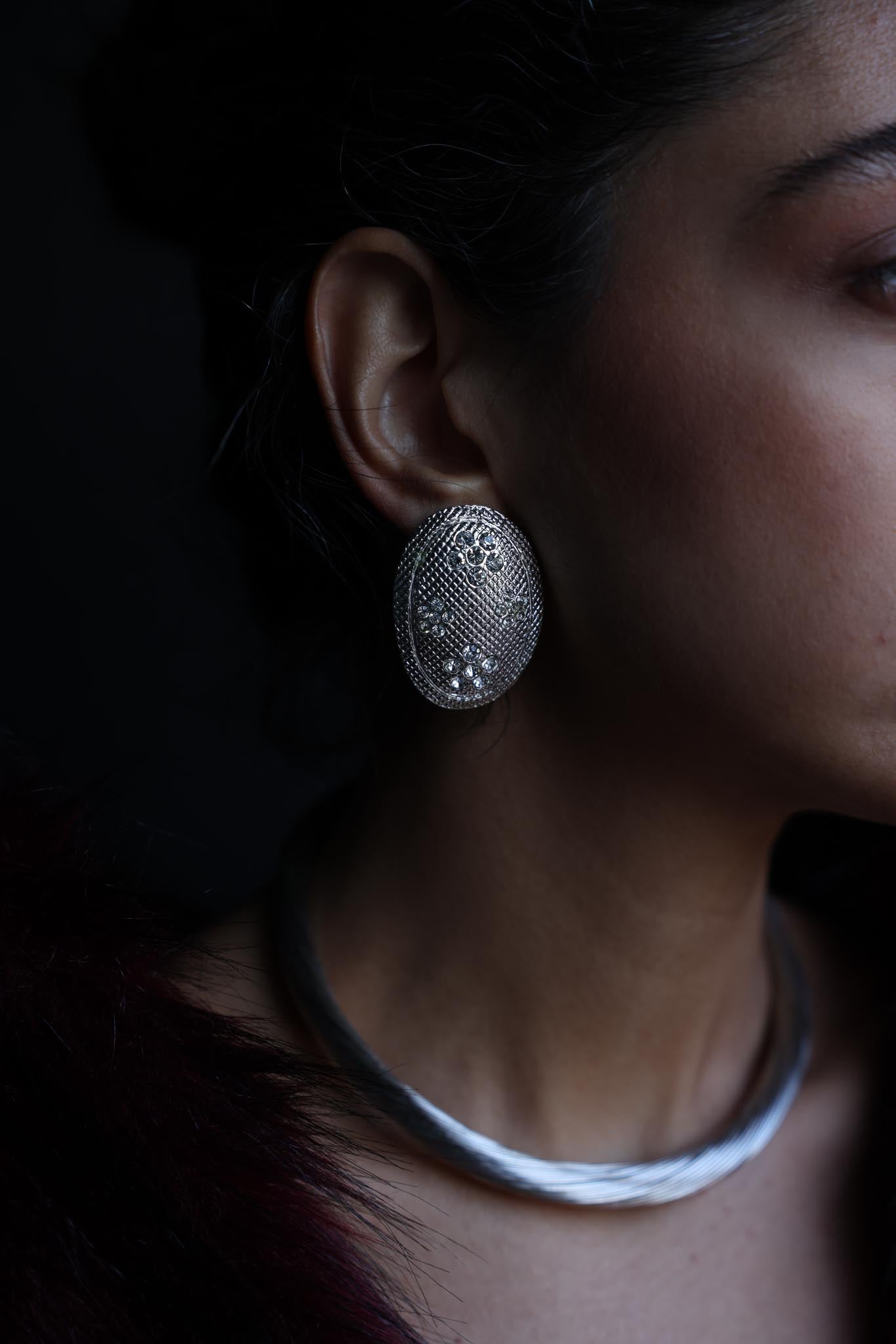 Twisted Silver Collar Necklace