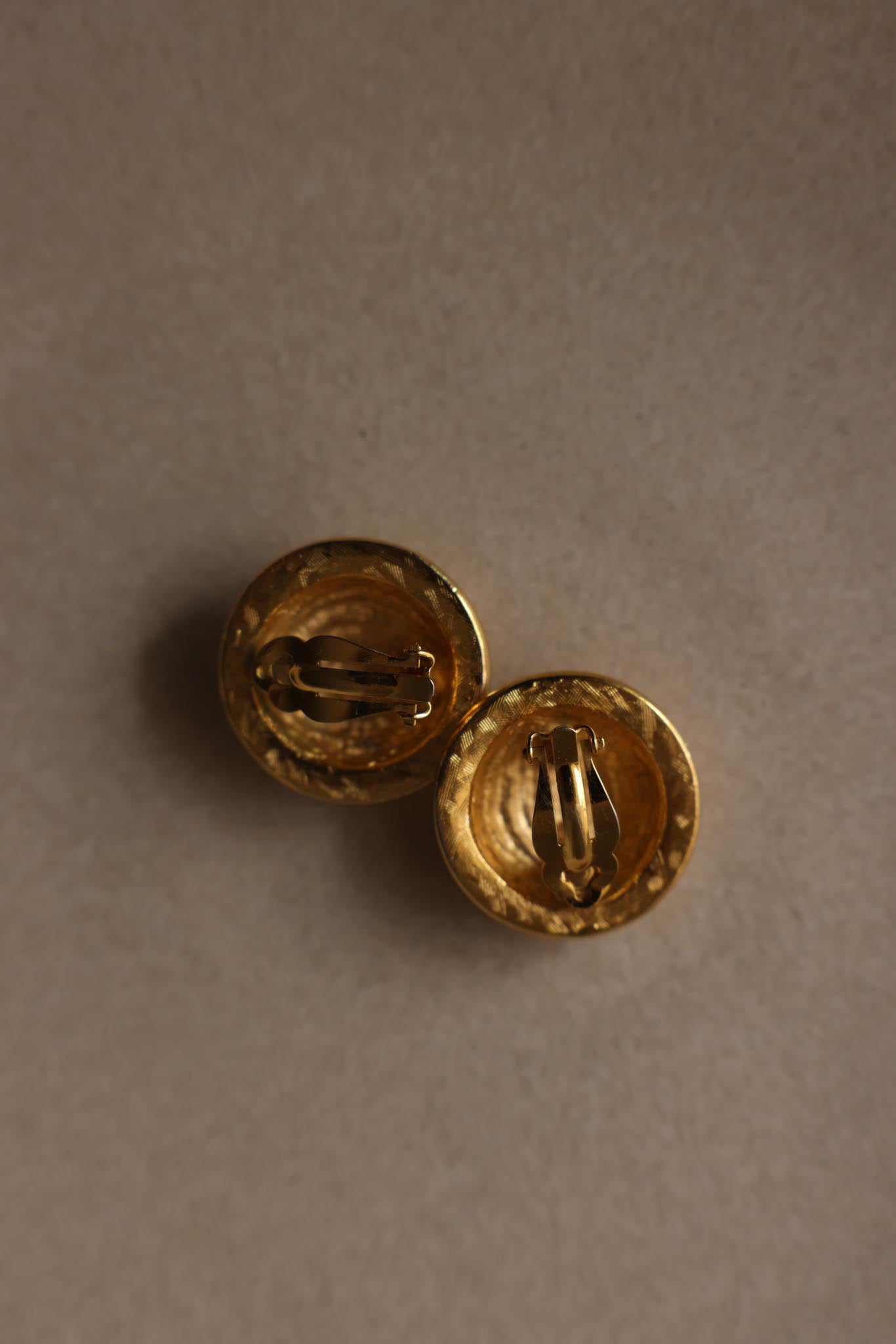 Gold Tone Ribbed Round Clip-On Earrings