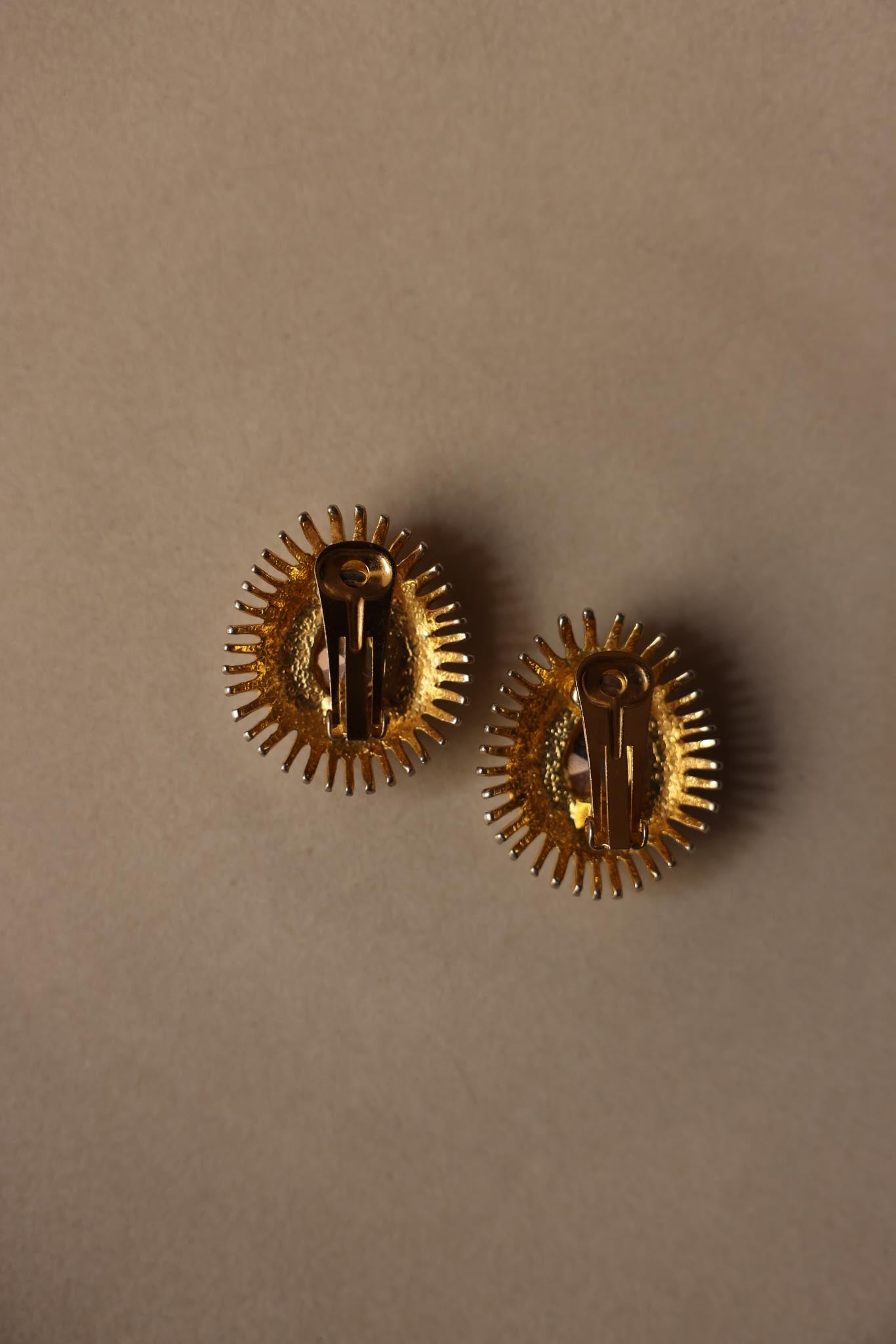 Sunburst Clip-On Earrings with Amber Glass and Rhinestones|Vintage Baazaar