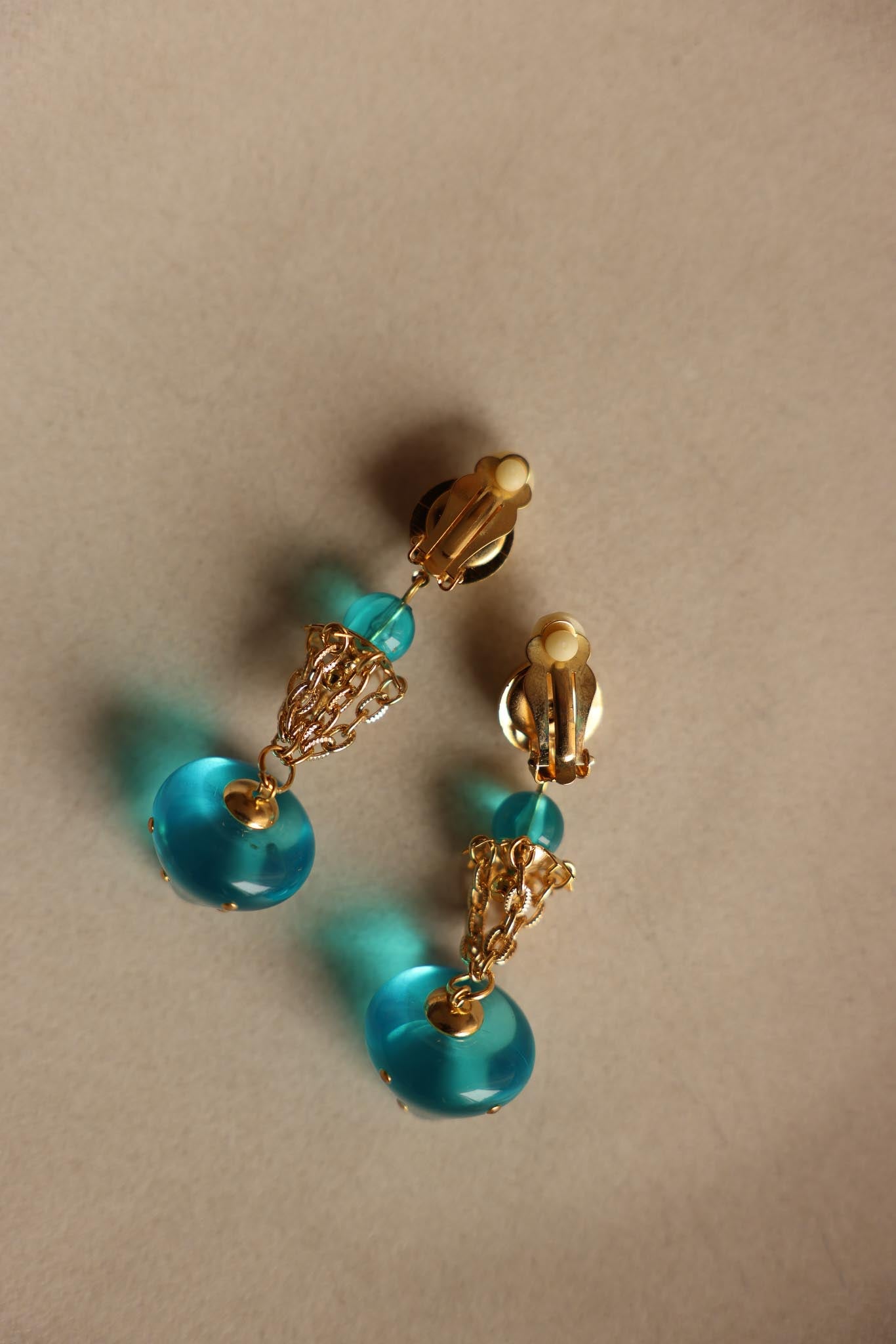 Ocean Drop Clip-On Earrings|Vintage Baazaar